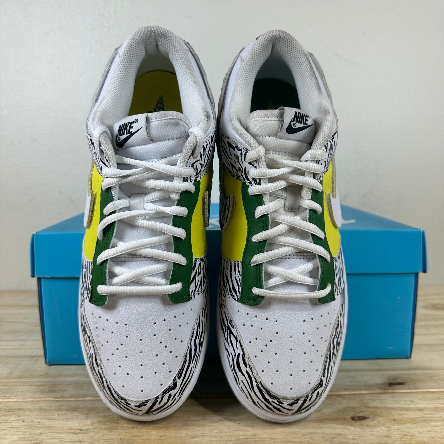 Nike Dunk Low Doernbecher Zoe Sz 9.5