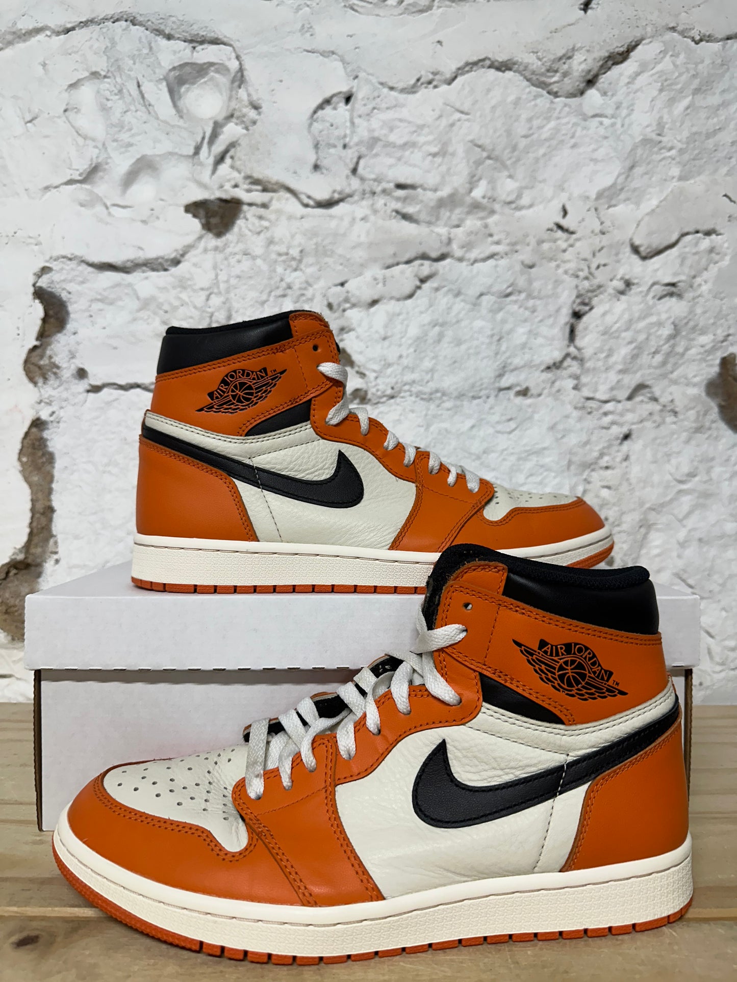 Air Jordan 1 High Shattered Backboard 2.0 Sz 9.5