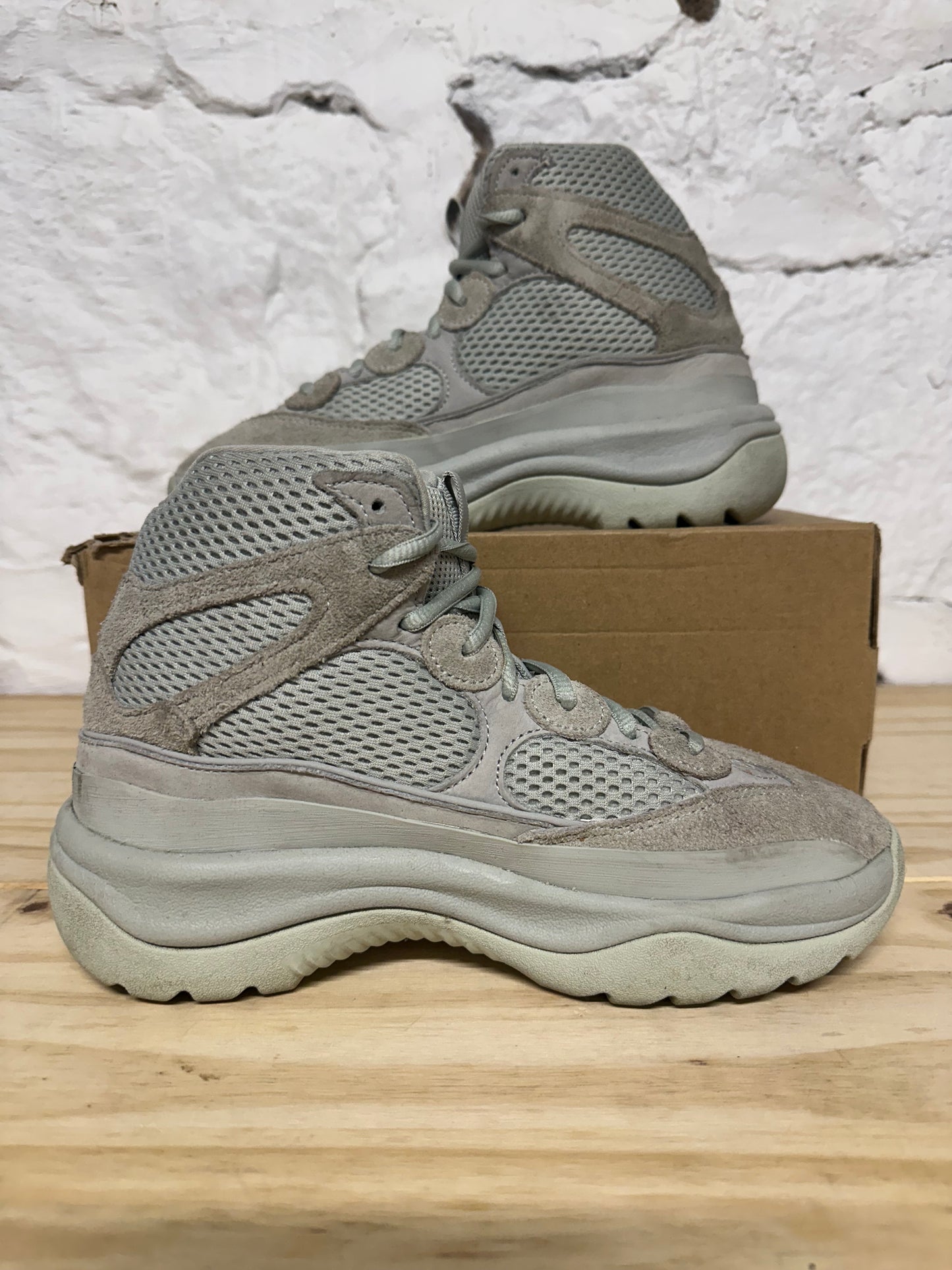 Yeezy Desert Boot Salt Sz 6