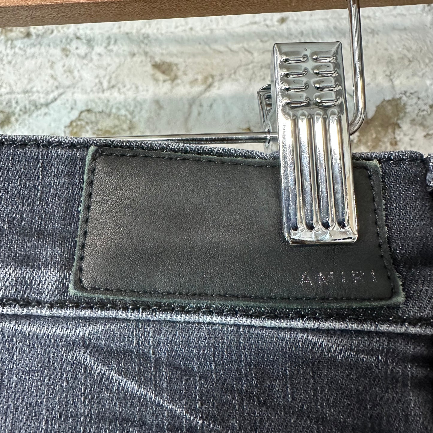Amiri Embroidered Stagger Logo Grey Denim Jeans Sz 28