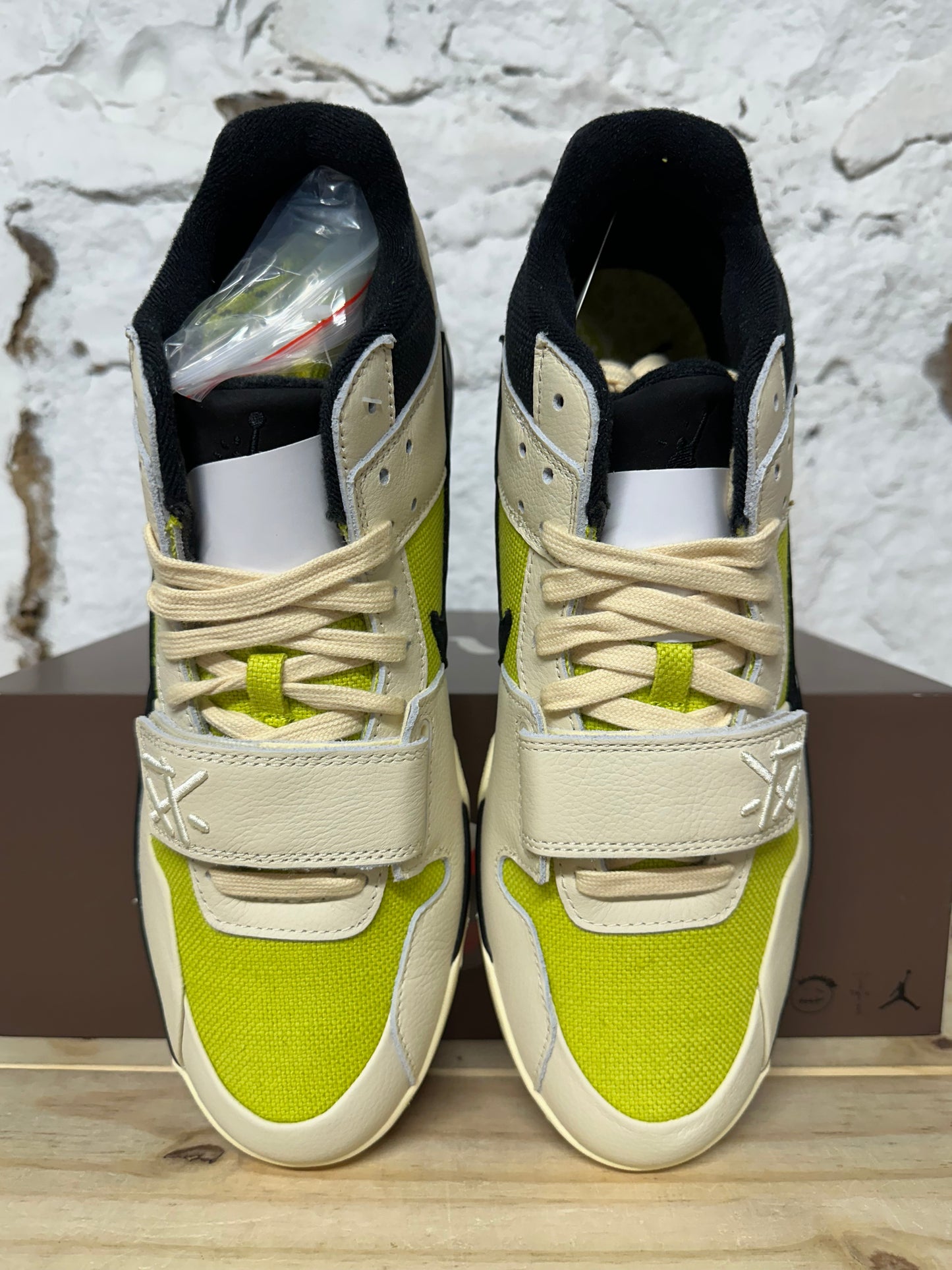 Air Jordan Jumpman Jack Travis Scott Bright Cactus Sz 11.5 DS