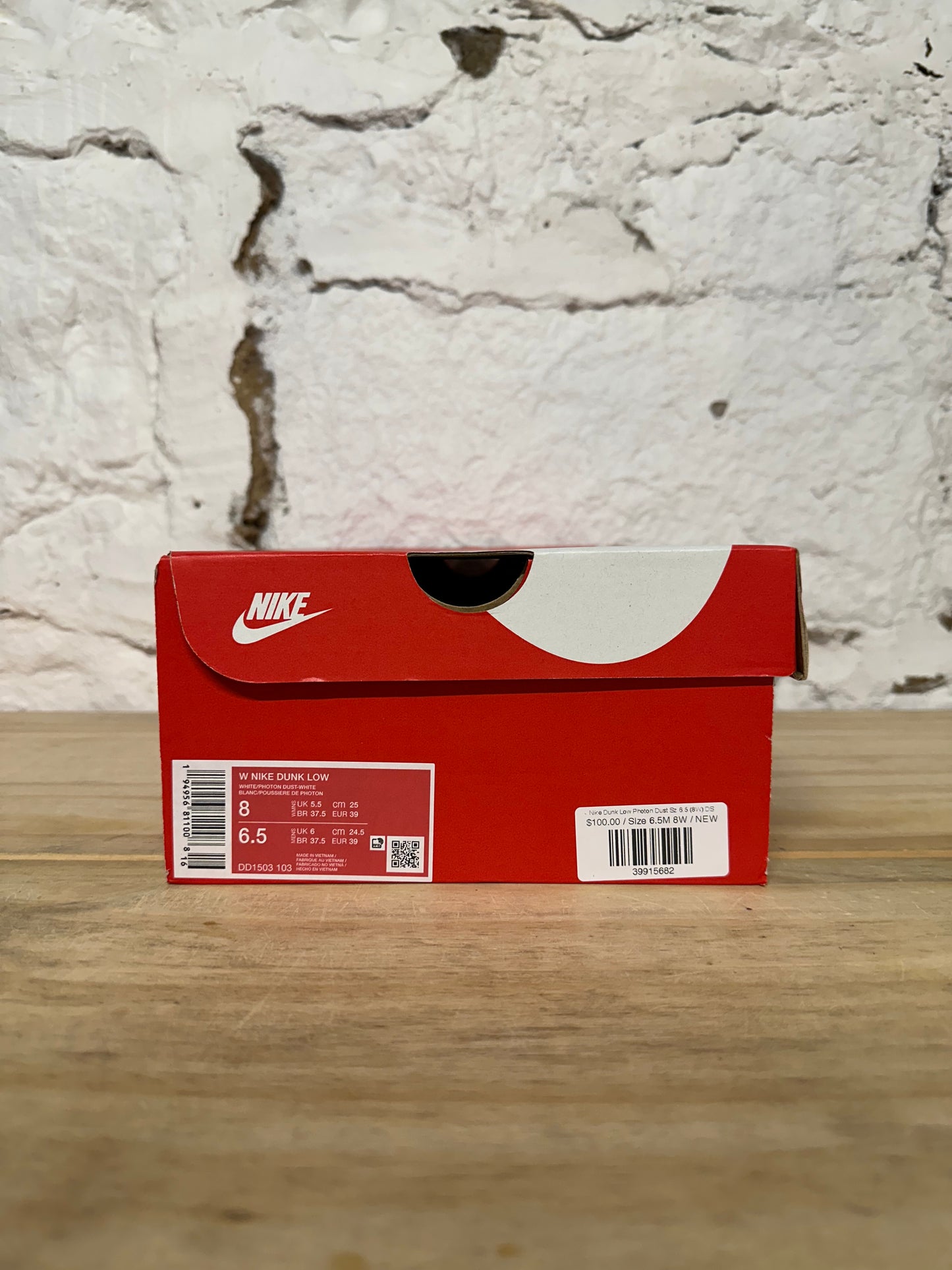 Nike Dunk Low Photon Dust Sz 6.5 (8W) DS