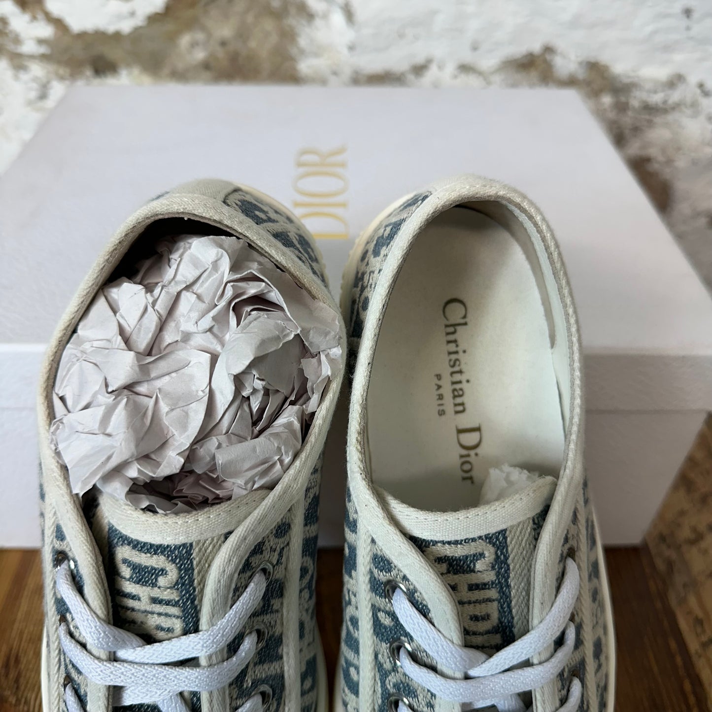 DIor Walk N Dior Chambray Monogram White Sneaker Sz 5 (37)