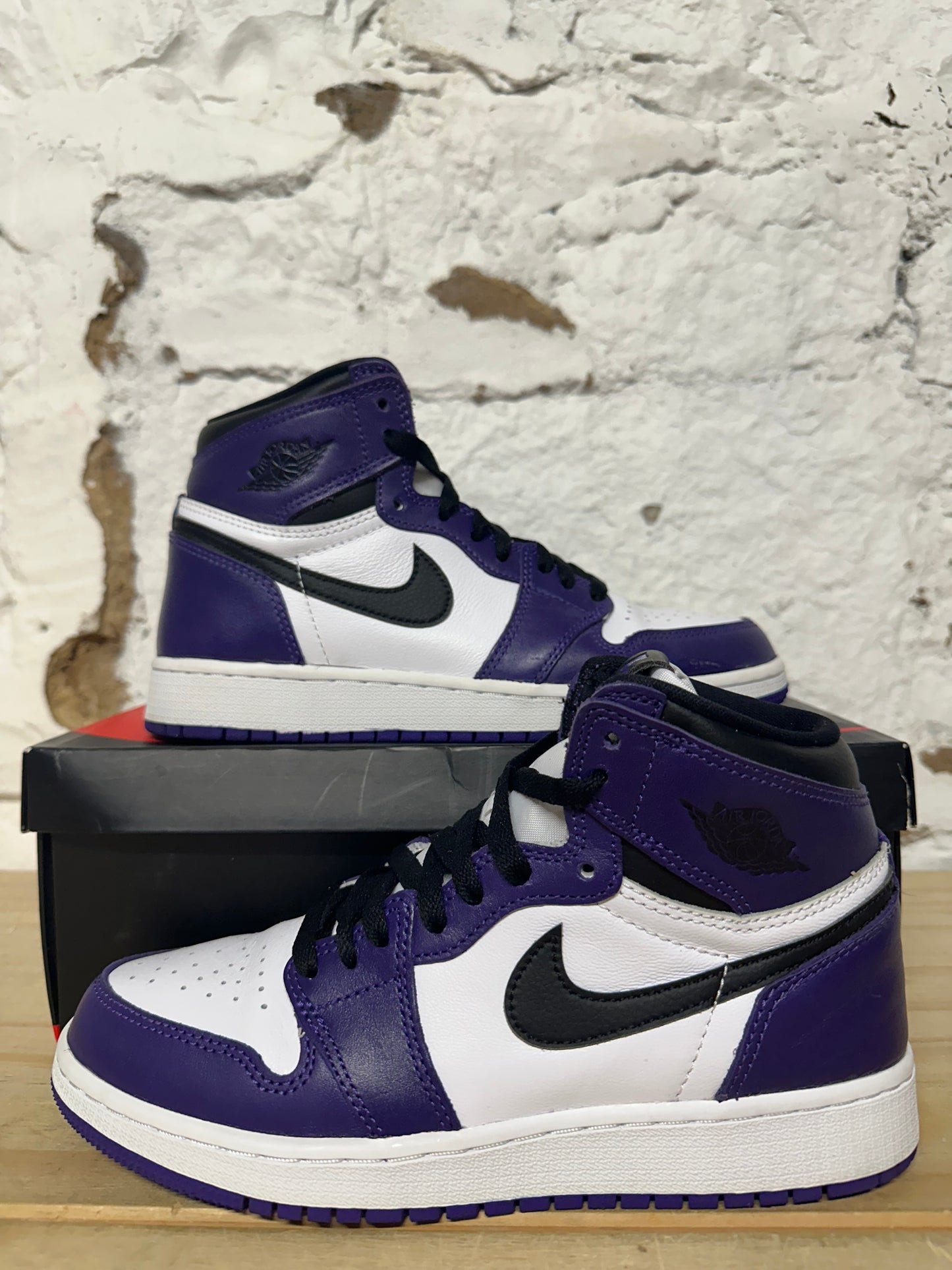 Air Jordan 1 High Court Purple White Sz 5.5Y