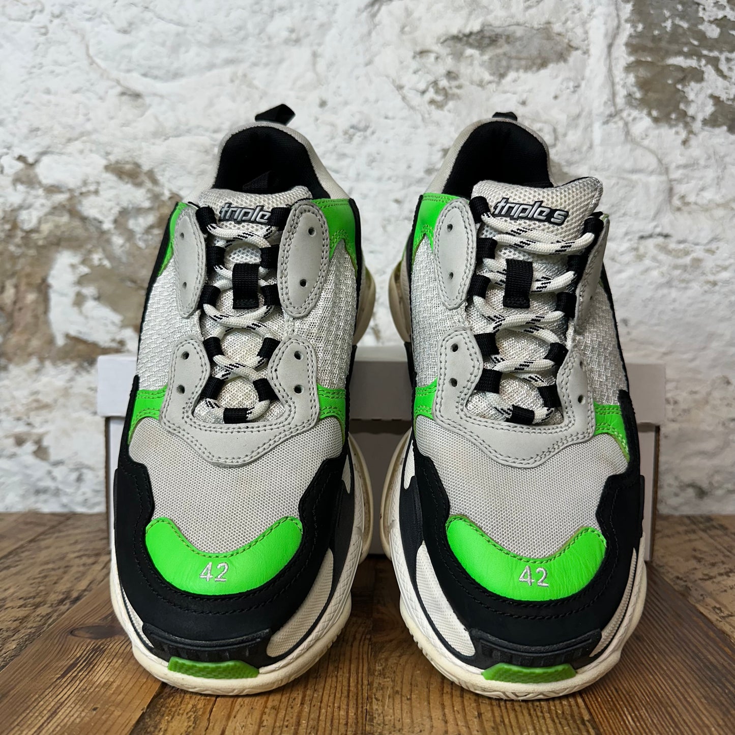 Balenciaga Triple S Green White Black Sneaker Sz 9 (42)