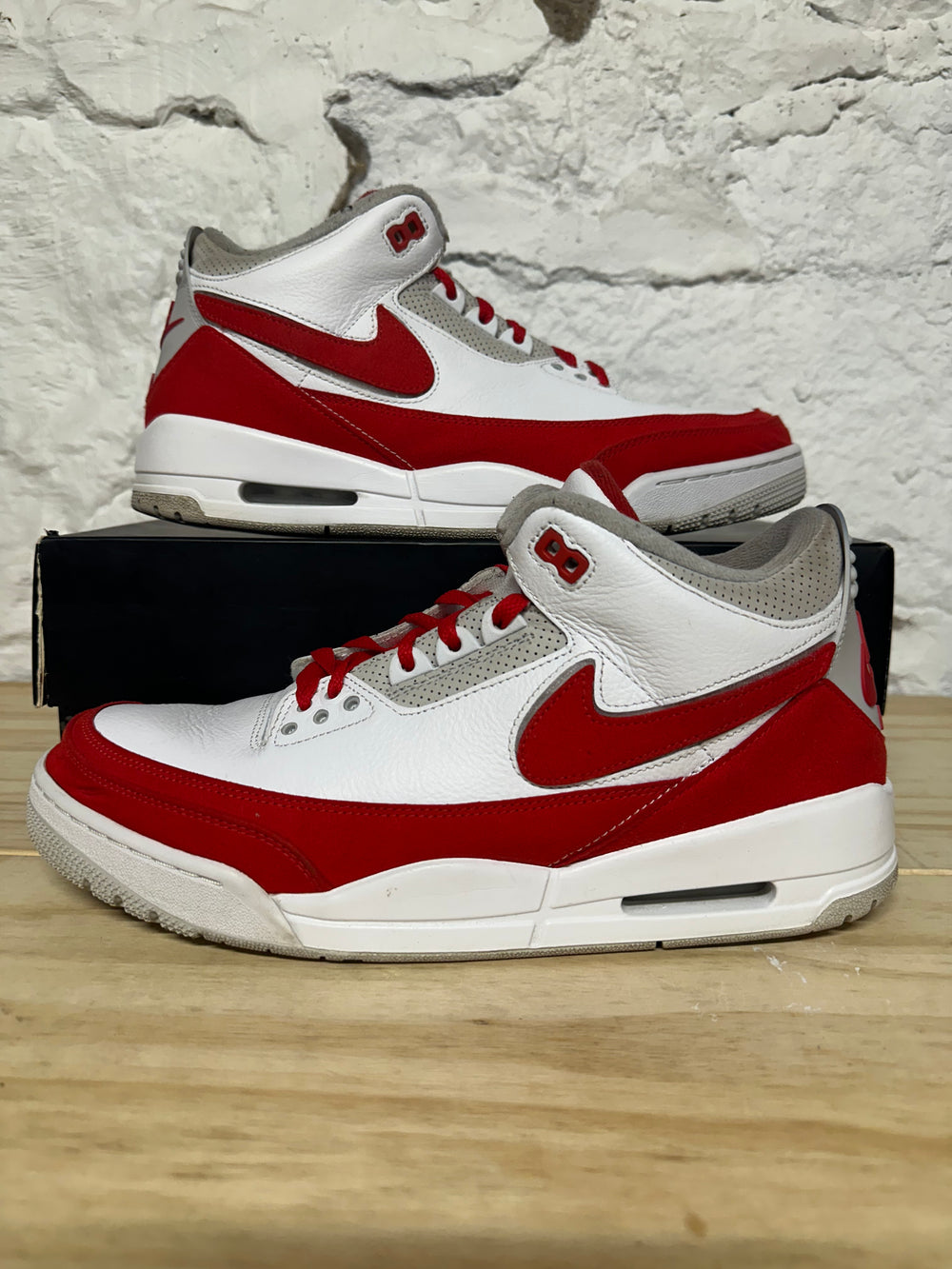 Air Jordan 3 Tinker White University Red Sz 12