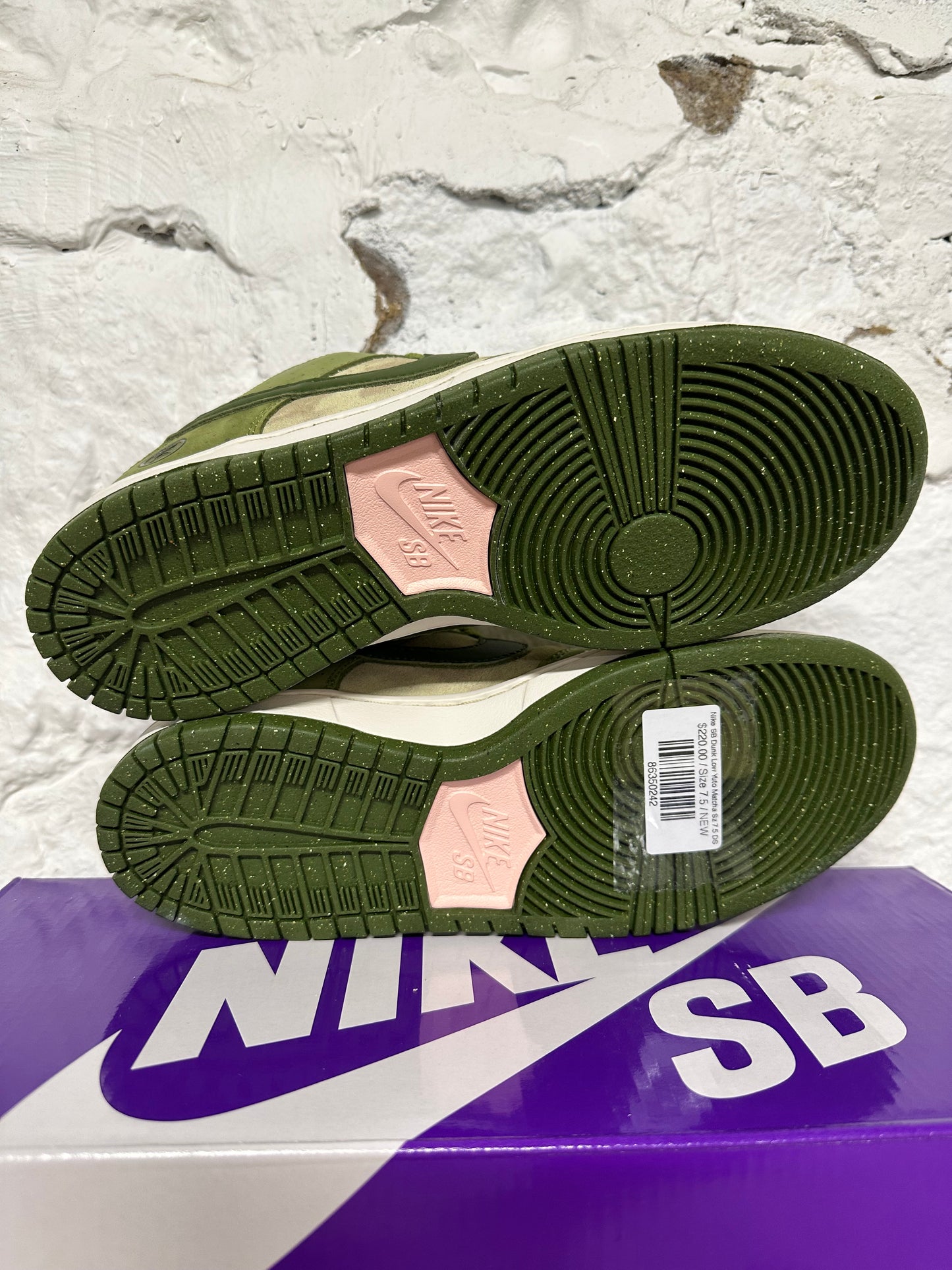 Nike SB Dunk Low Yuto Matcha Sz 7.5 DS