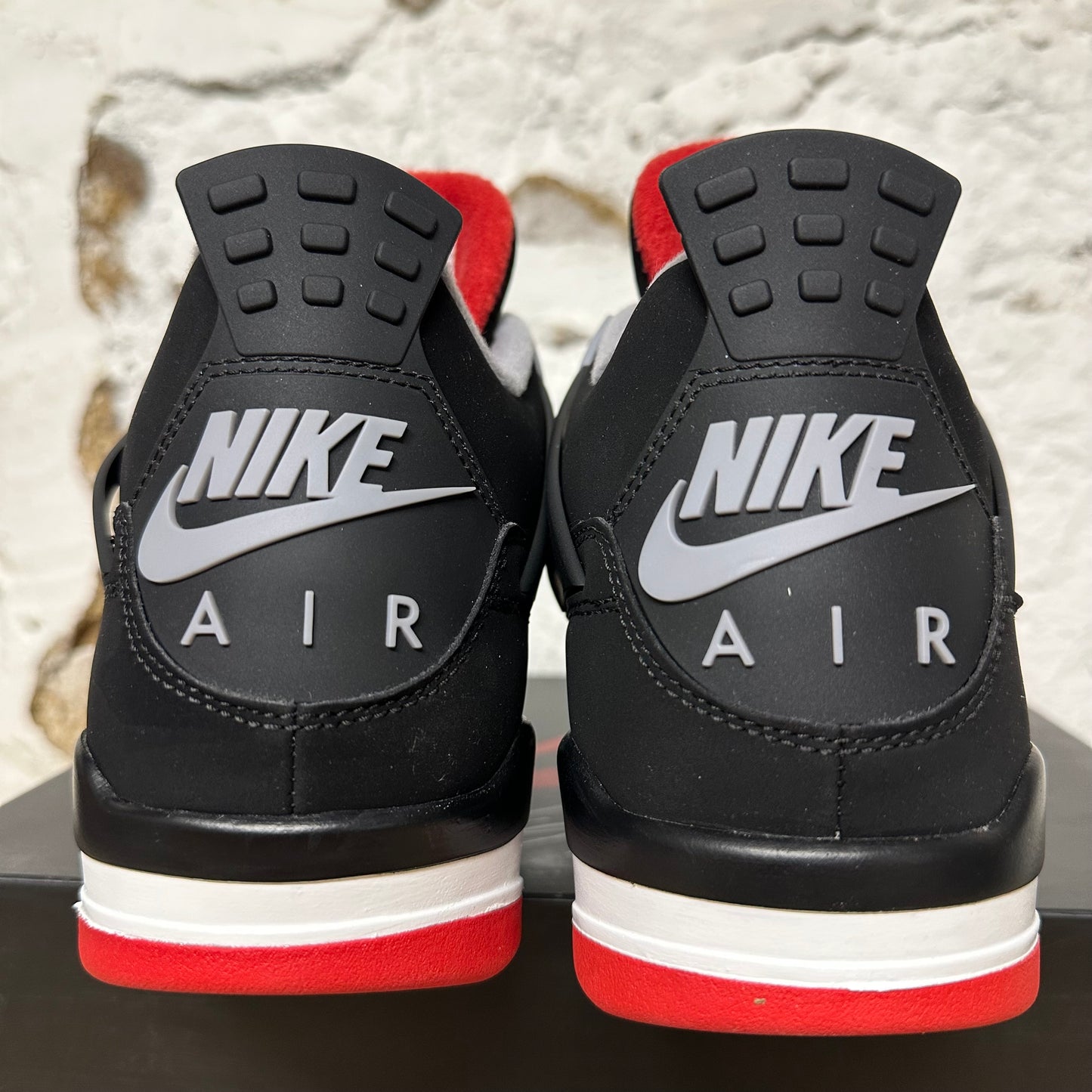 Air Jordan 4 Bred (2019) Sz 10 DS