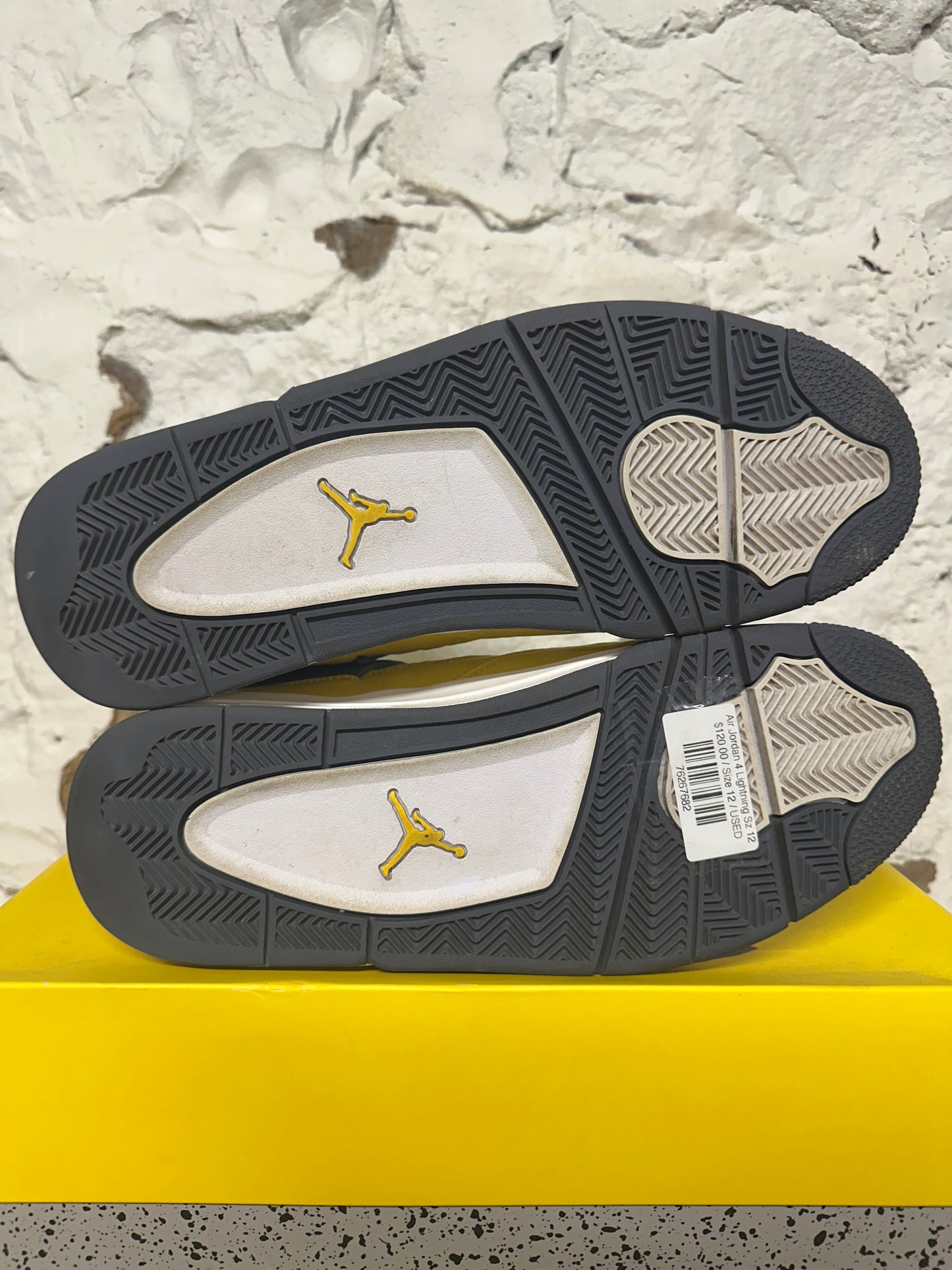 Air Jordan 4 Lightning Sz 12