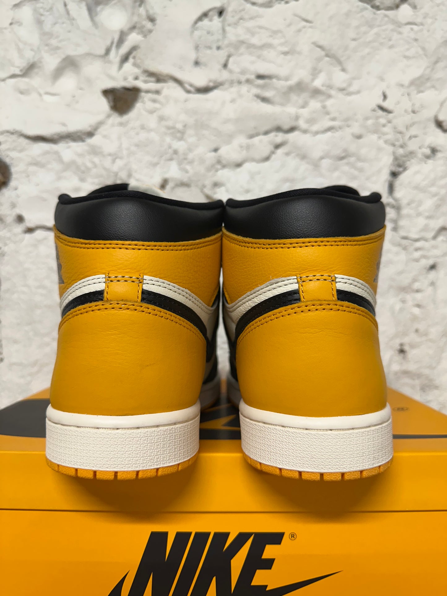 Air Jordan 1 High Taxi Sz 10 DS