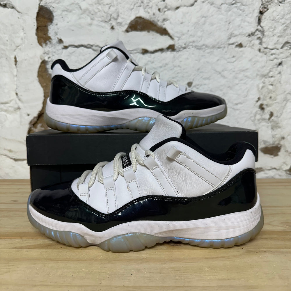 Air Jordan 11 Low Iridescent Sz 8