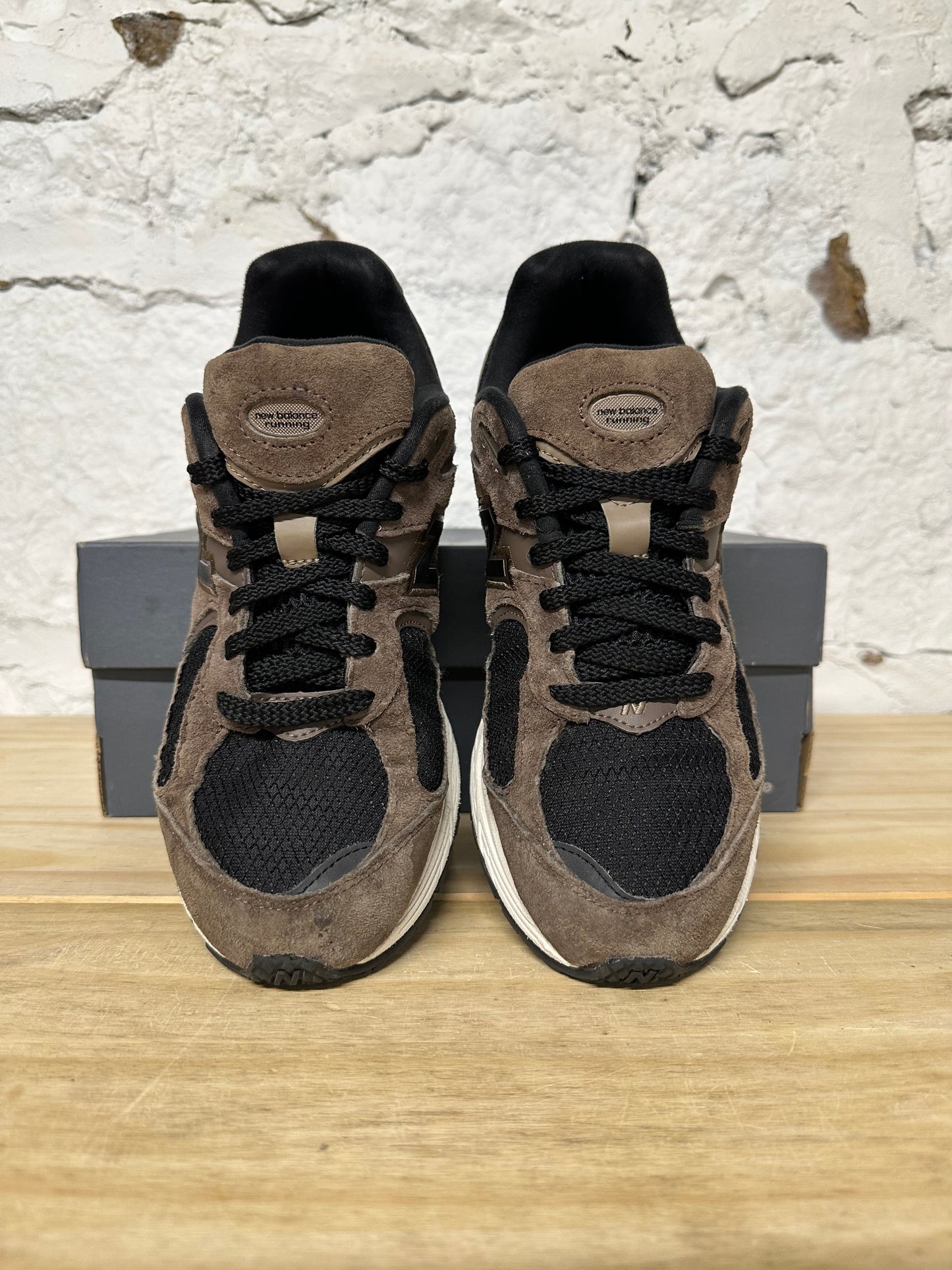 New Balance 2002R Mushroom Sz 7.5