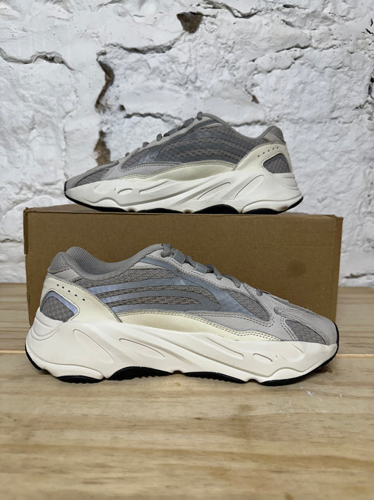 Yeezy 700 Static Sz 8