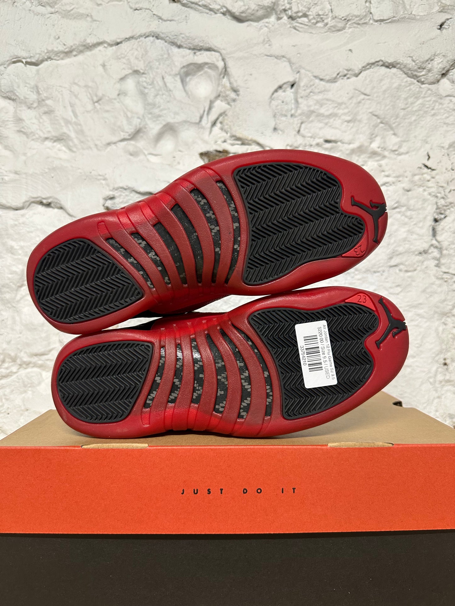Air Jordan 12 Flu Game Sz 9.5
