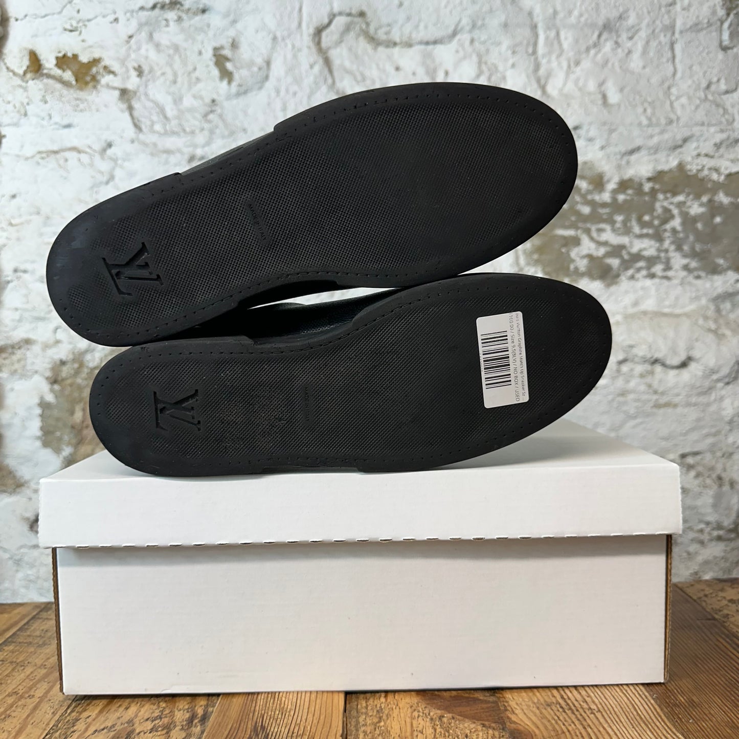 Louis Vuitton Graphite Match Up Sneaker Sz 9.5 (8LV)