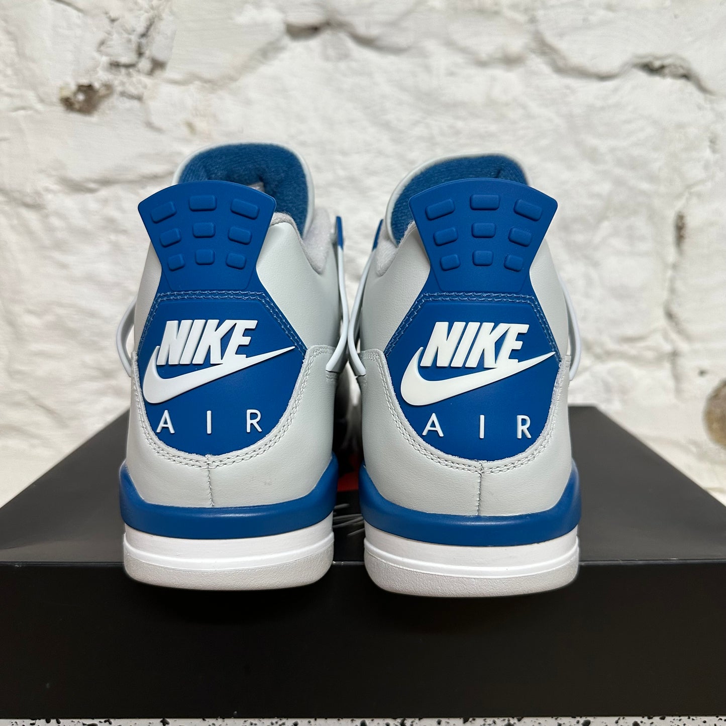 Air Jordan 4 Military Blue Sz 10.5 DS