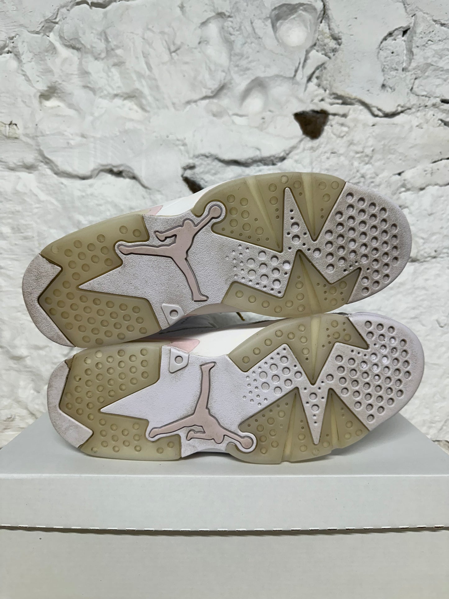 Air Jordan 6 Golden Hoops Sz 8.5 (10W)