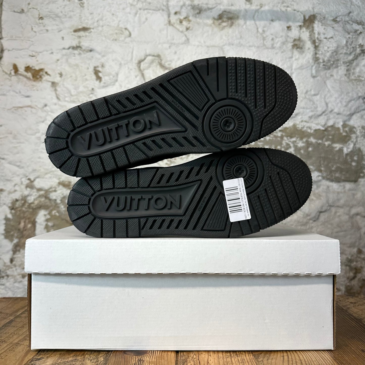 Louis Vuitton Black Suede Trainer Sneaker Sz 10 (8.5LV)