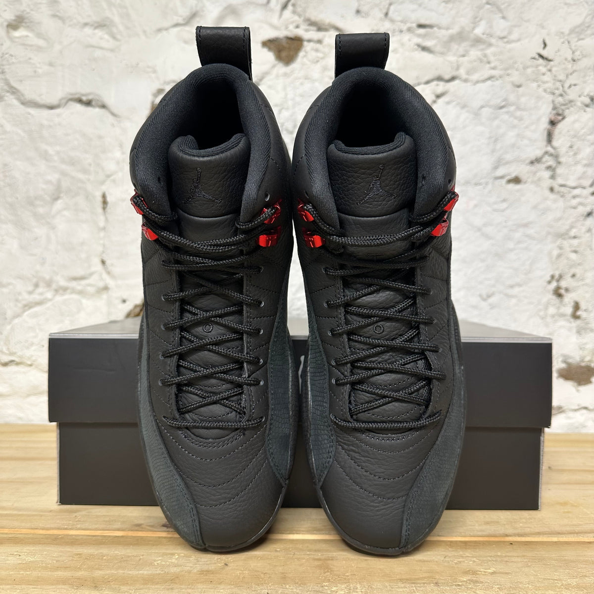 Air Jordan 12 Bloodline Sz 9 DS