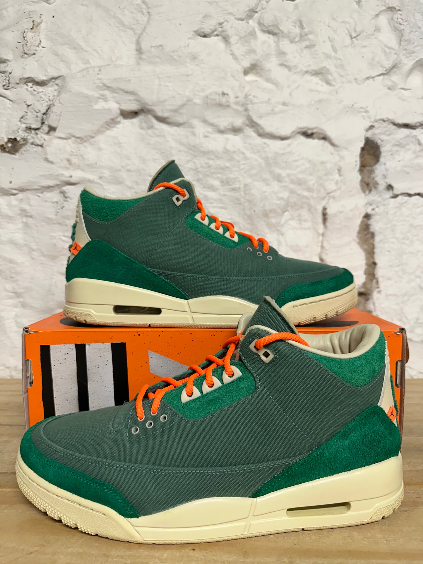 Air Jordan 3 Nina Chanel Sz 11.5 (13W)