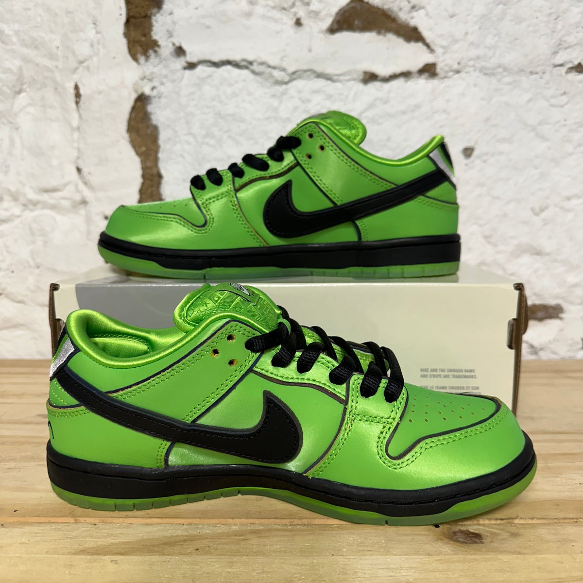Nike SB Dunk Low Powerpuff Girls Buttercup Sz 5.5 DS