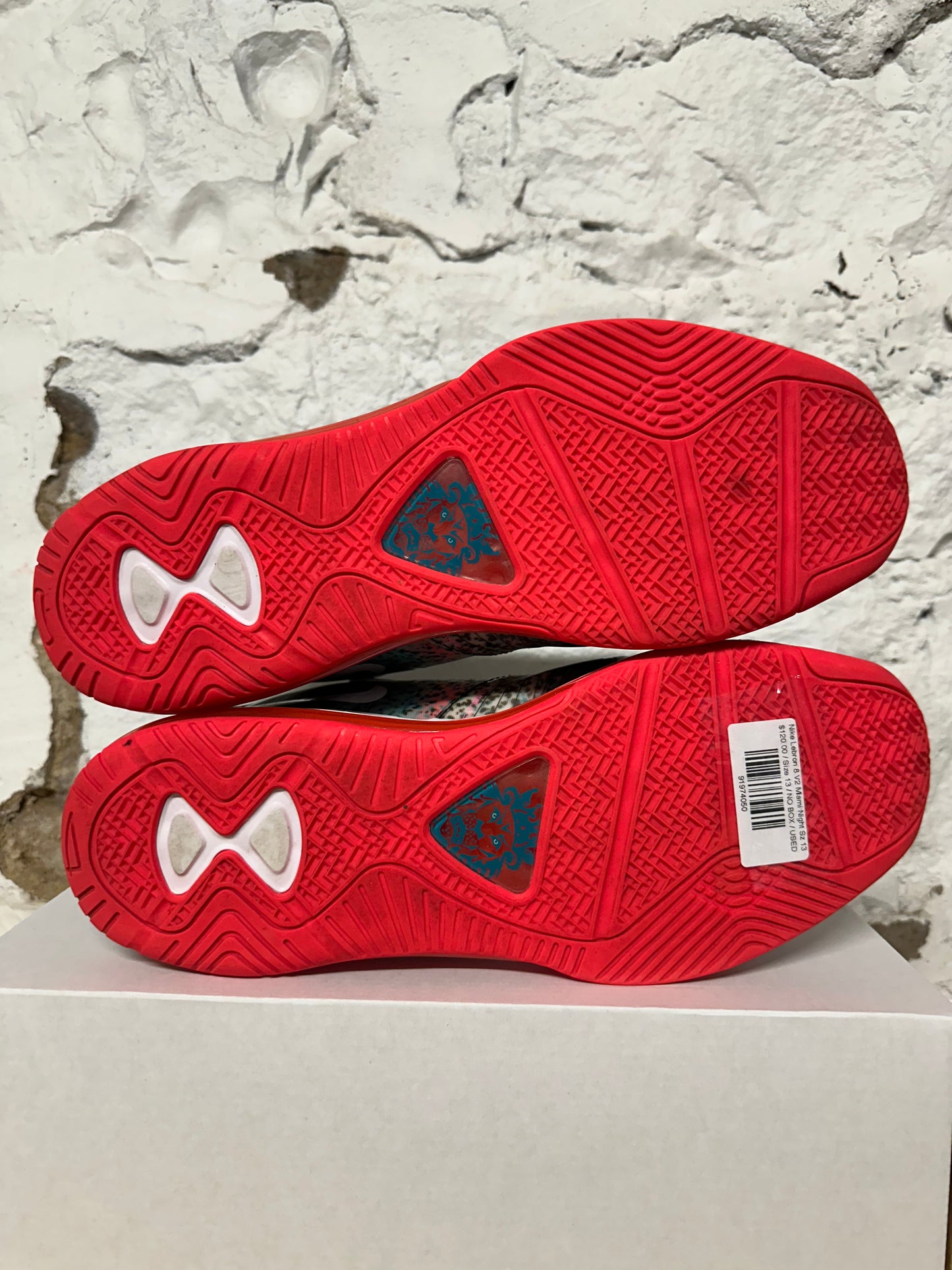 Nike Lebron 8 V2 Miami Night Sz 13