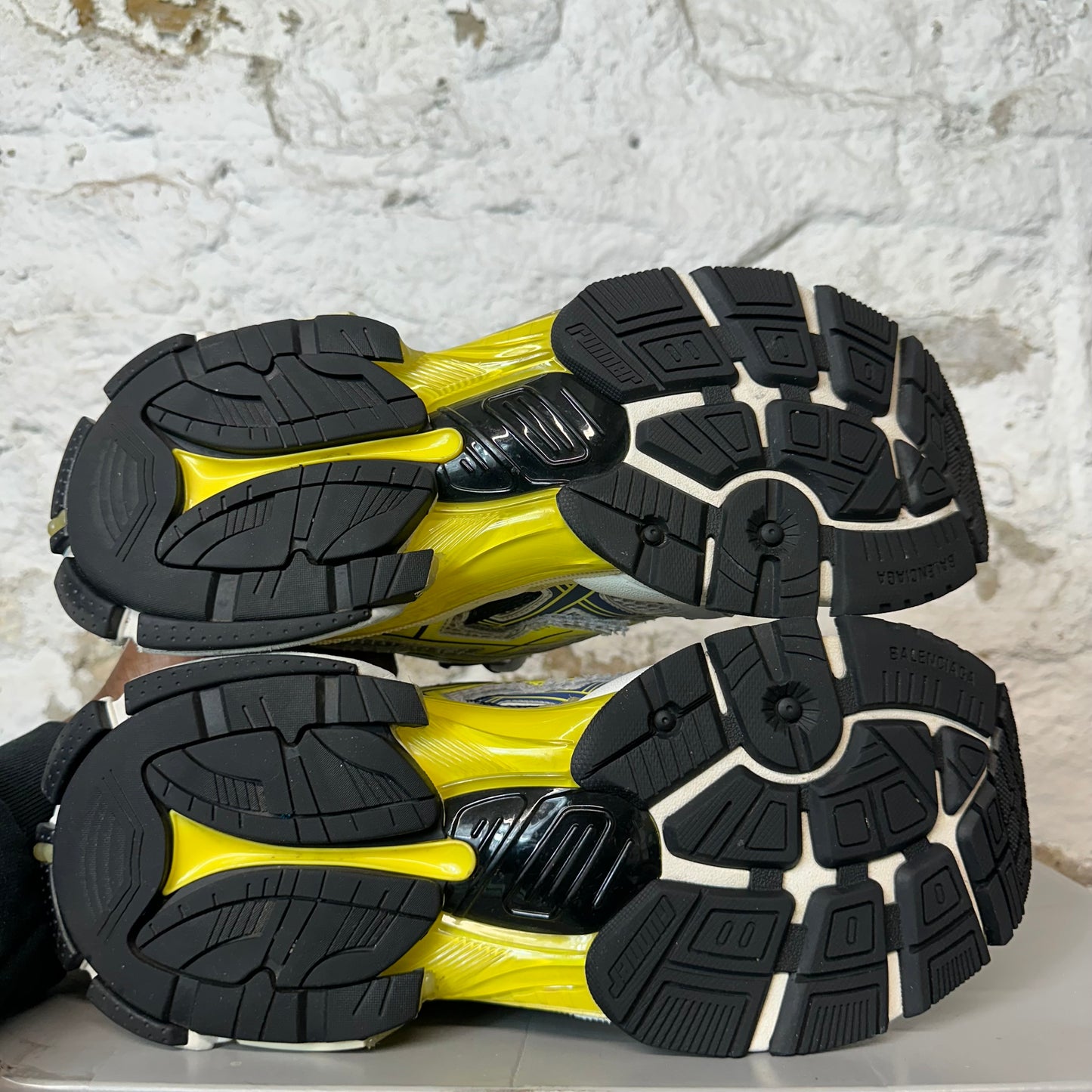 Balenciaga Runner Yellow Blue Grey Sneaker Sz 9 (42)