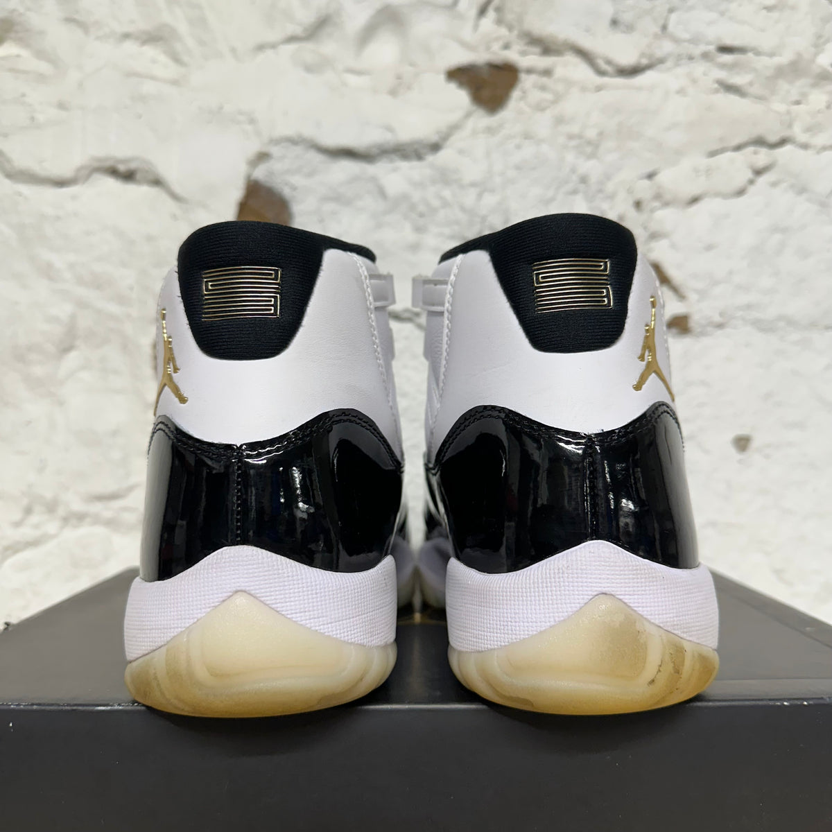 Air Jordan 11 High DMP Gratitude Sz 10