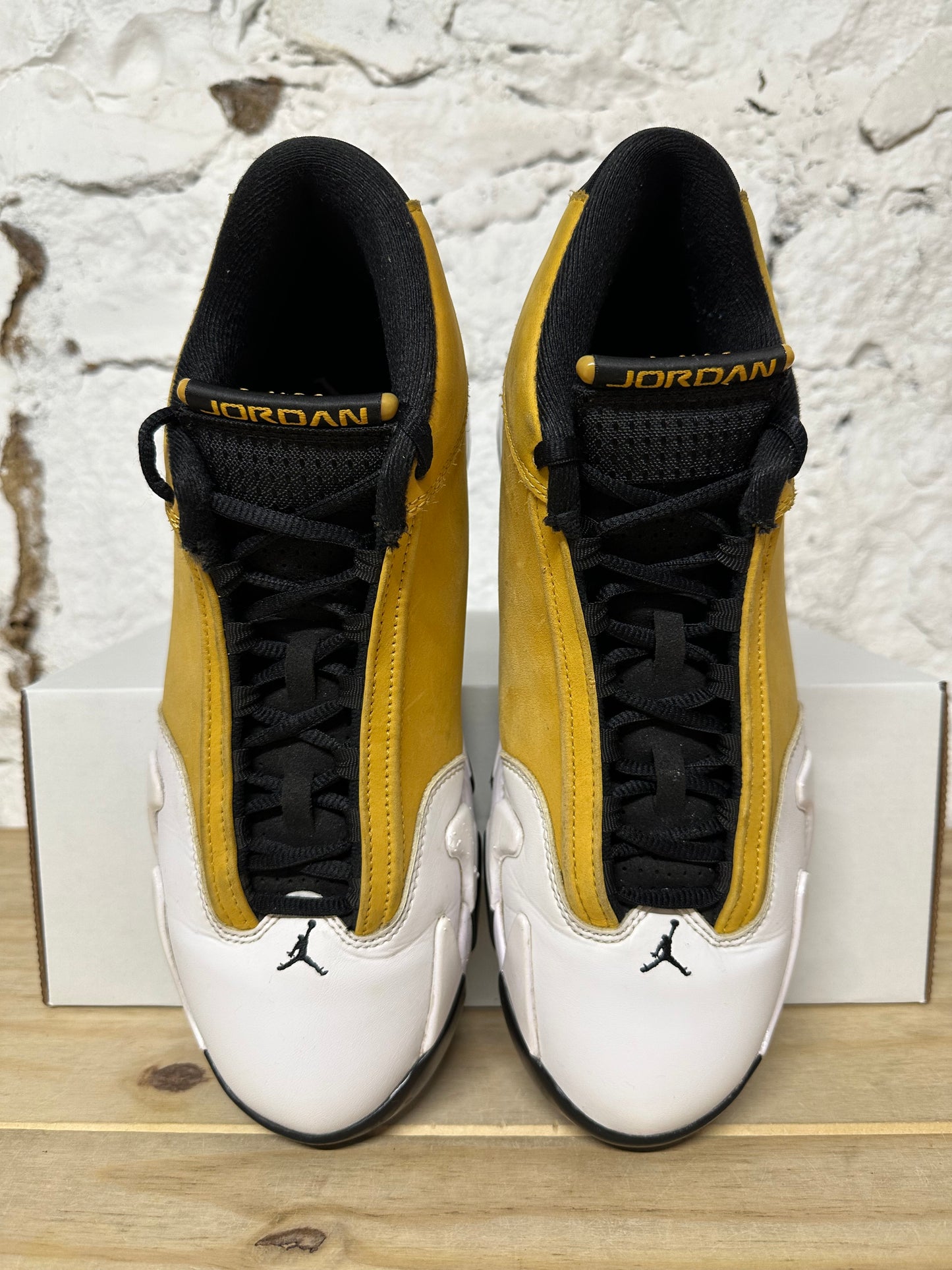 Air Jordan 14 Ginger Sz 9.5
