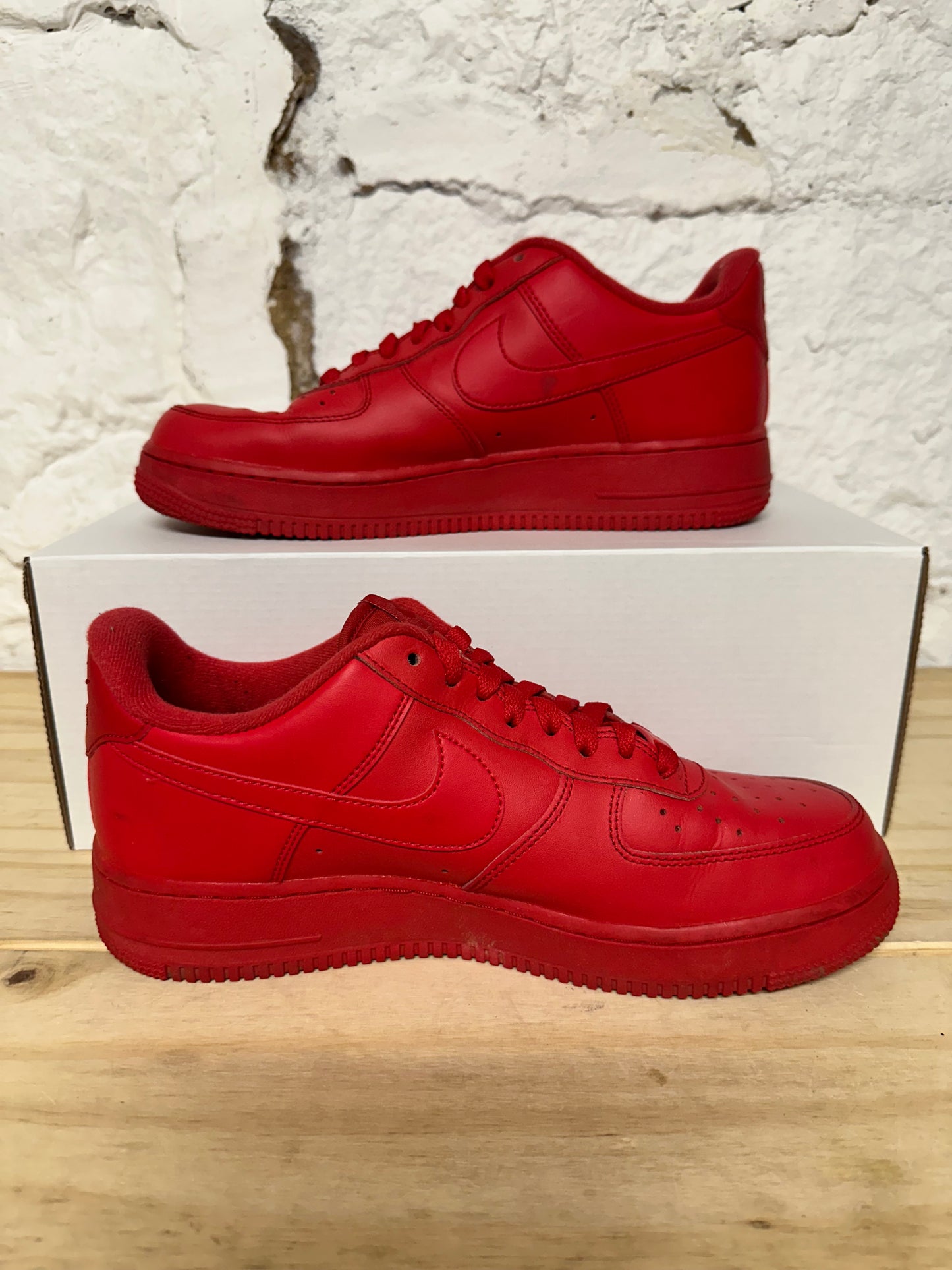 Nike Air Force 1 Low Triple Red Sz 8