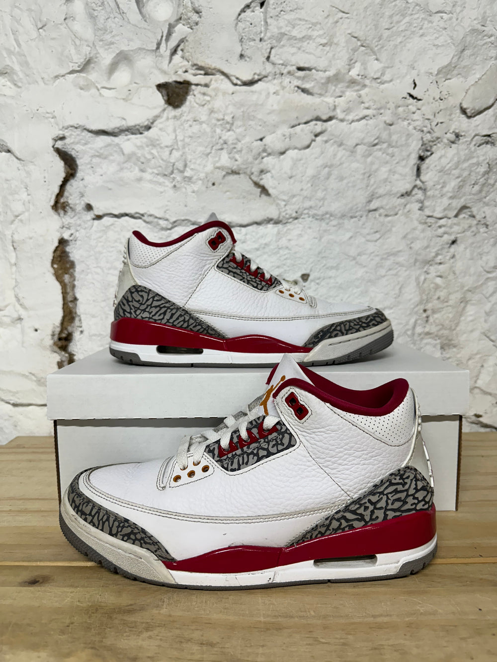 Air Jordan 3 Cardinal Sz 8