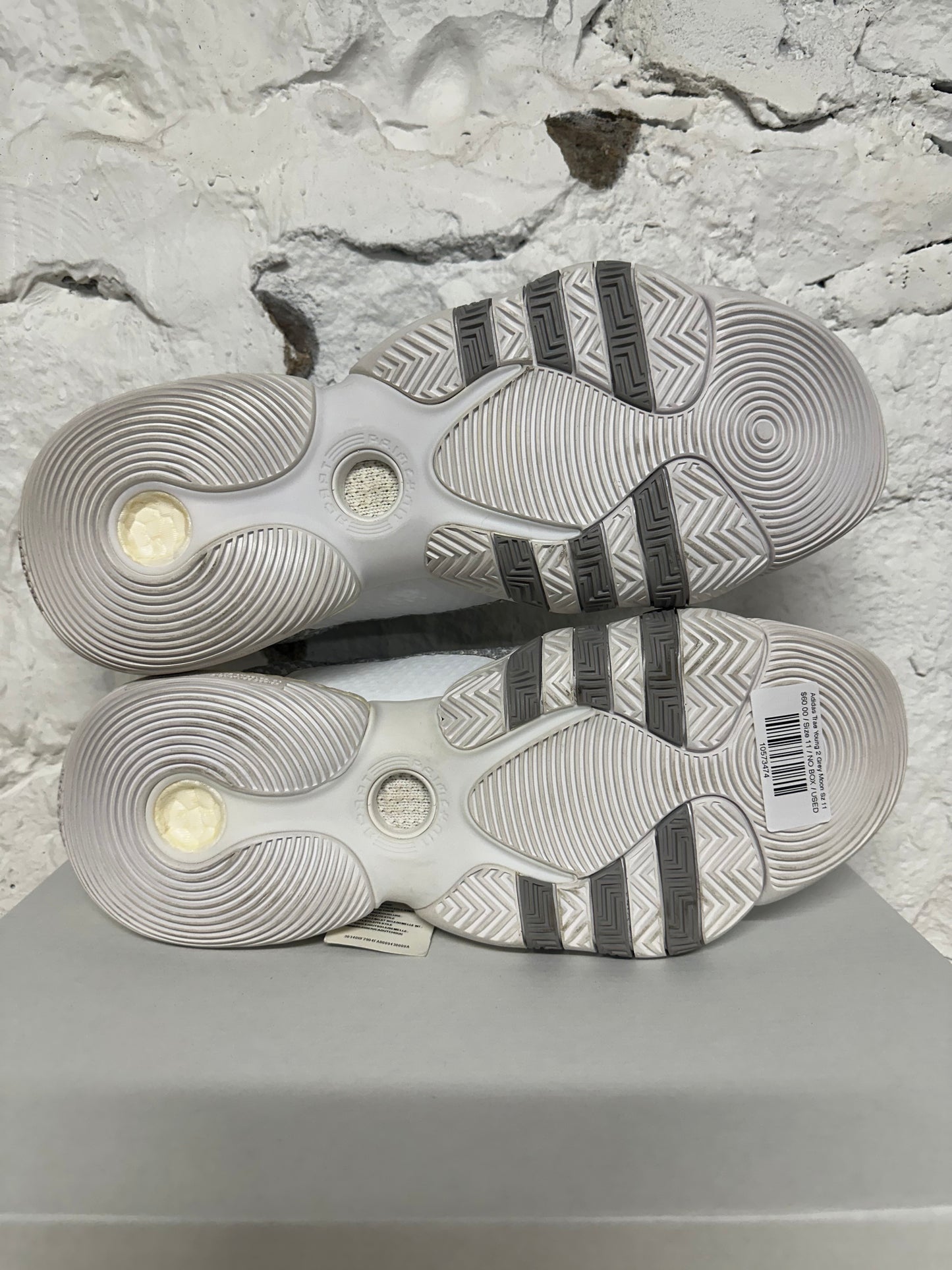 Adidas Trae Young 2 Grey Moon Sz 11
