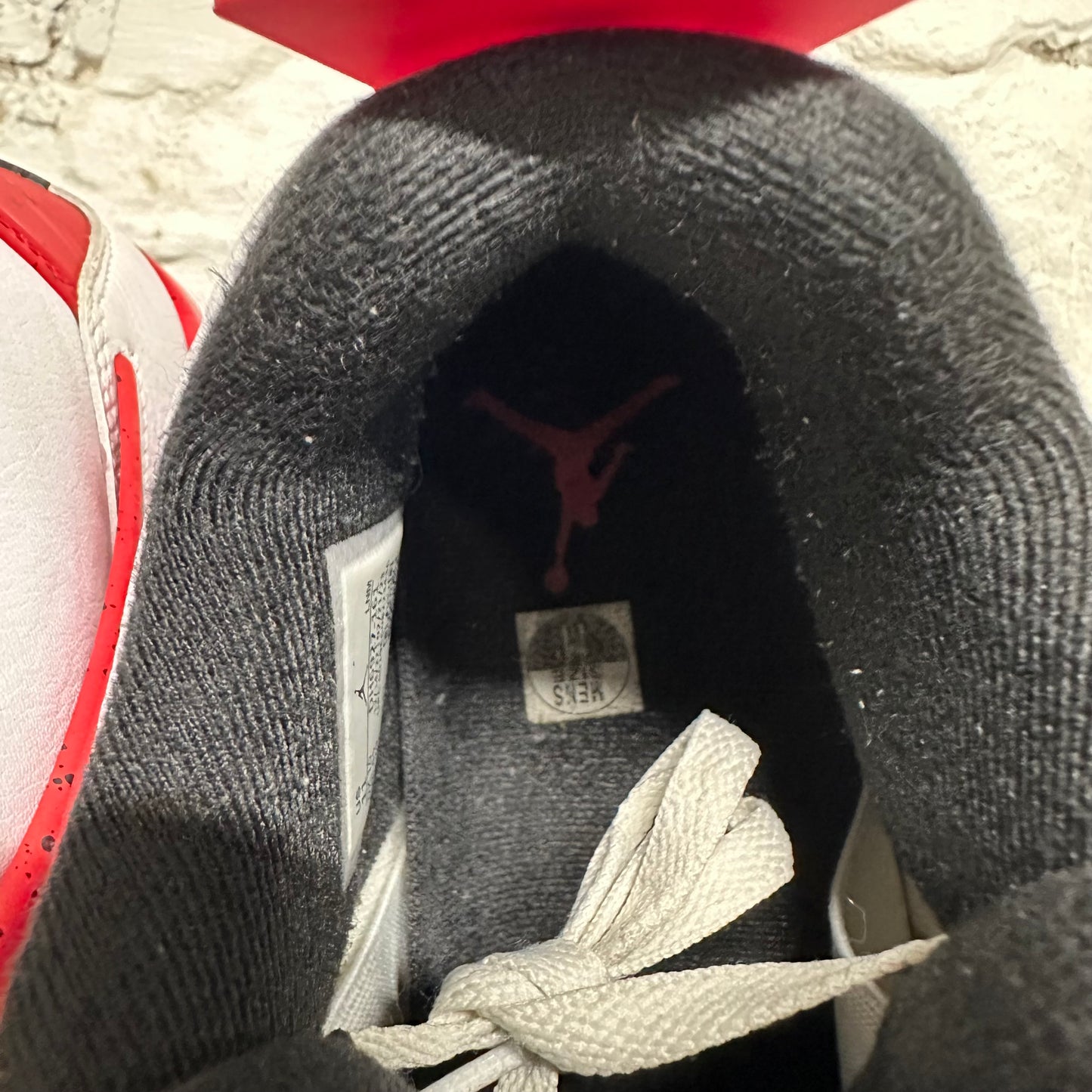 Air Jordan 4 Red Cement Sz 11