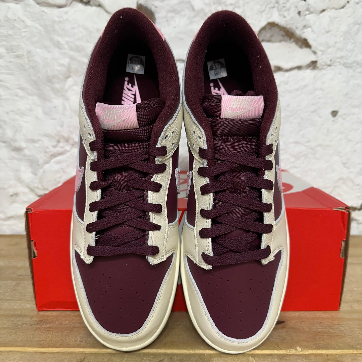 Nike Dunk Low Valentines Day Sz 10.5 DS