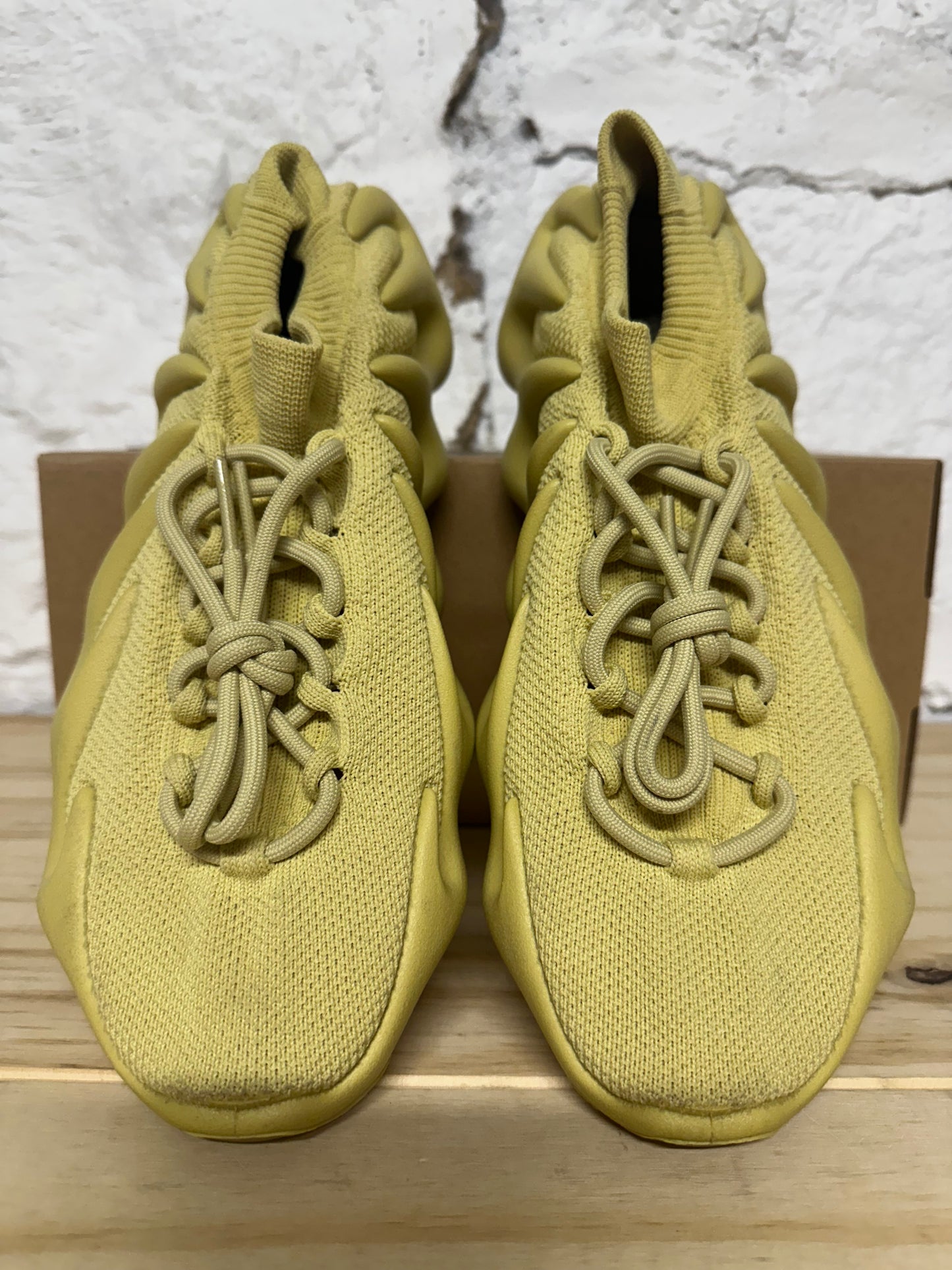 Yeezy 450 Sulfur Sz 11