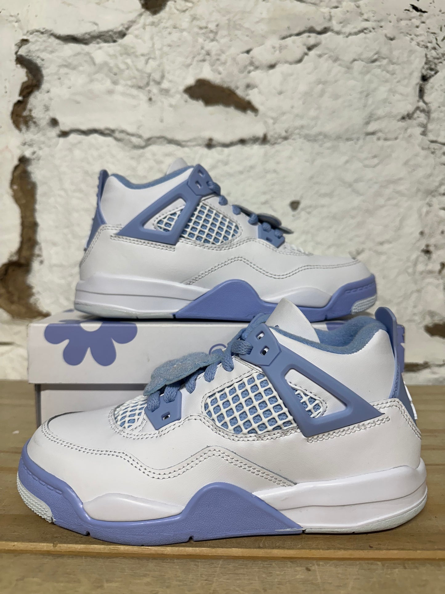 Air Jordan 4 Forget Me Not Sz 2Y