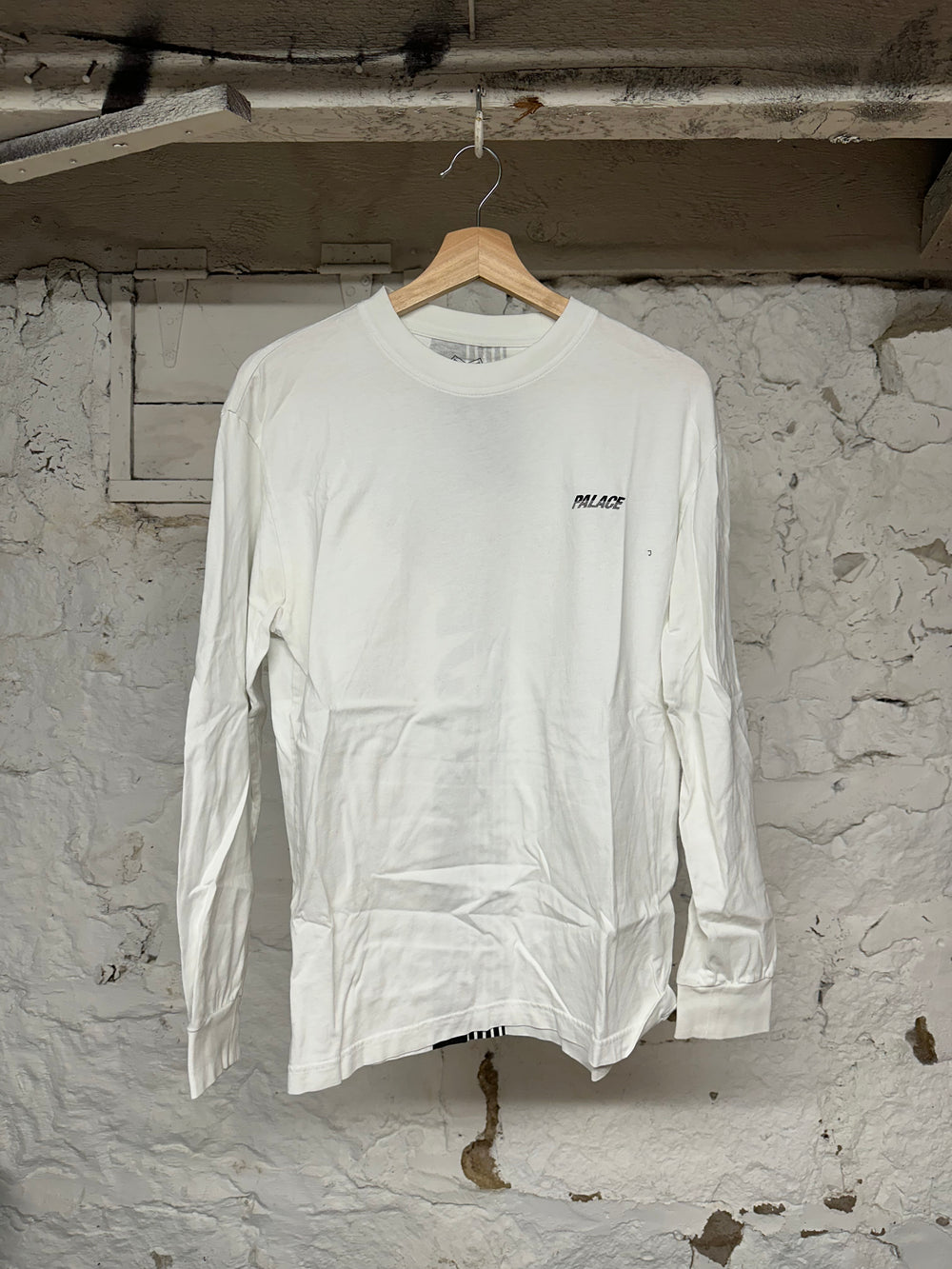Palace Back Stripe White L/S T-Shirt Sz M