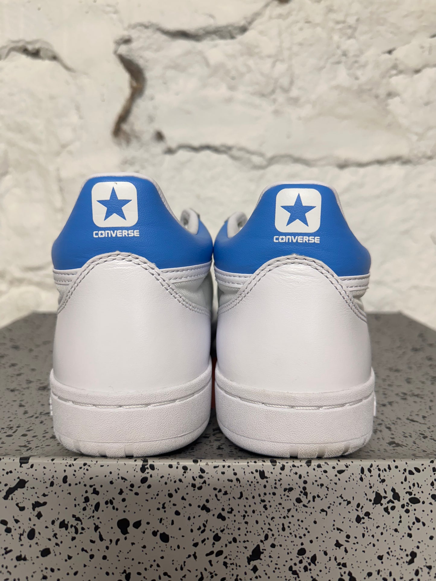 Air Jordan 2 Converse Alumni Pack Sz 8