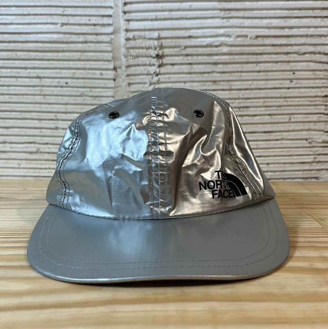 Supreme x North Face Reflective 6-Panel Silver Hat