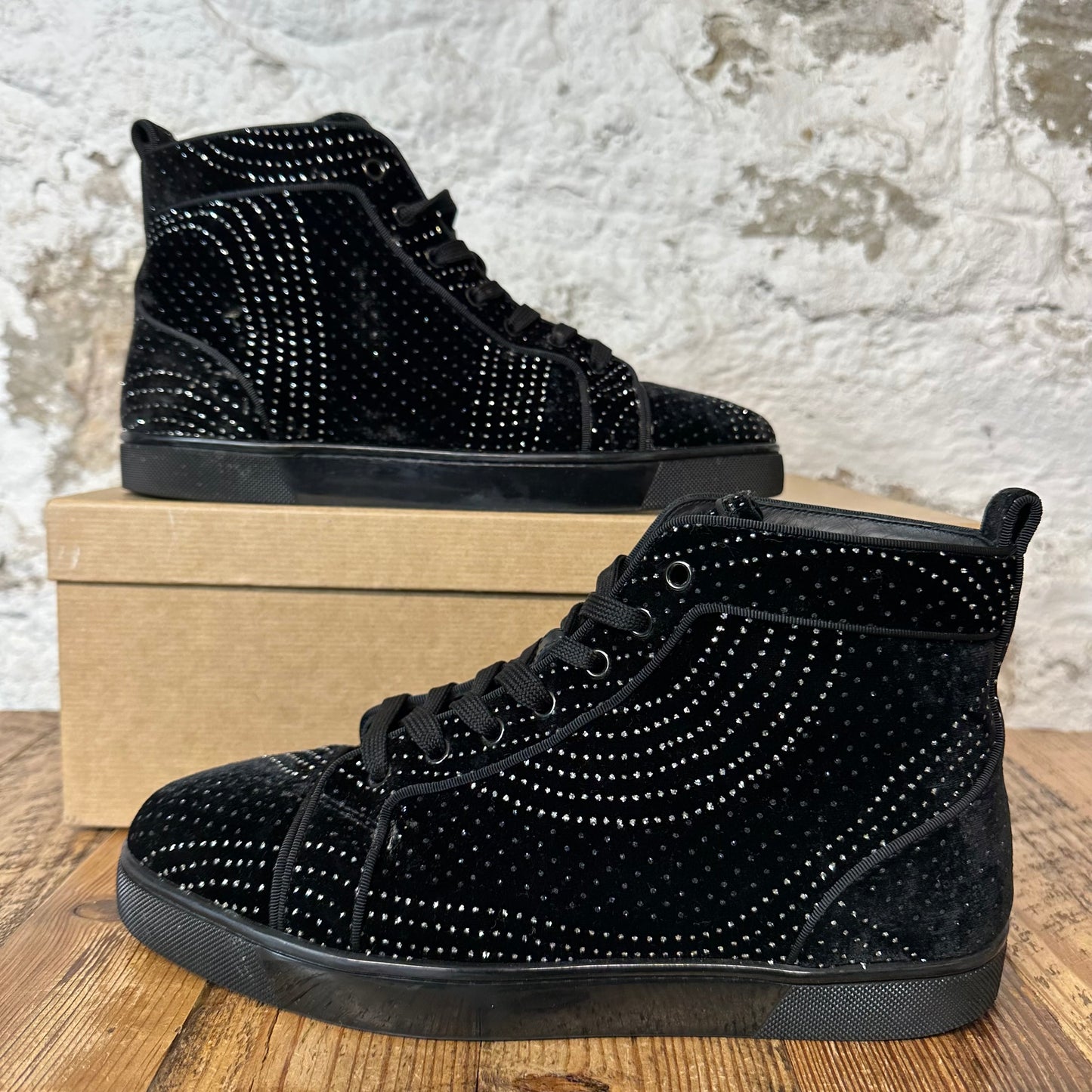 Christian Louboutin High Black Suede Rhinestone Sneaker Sz 9 (42)