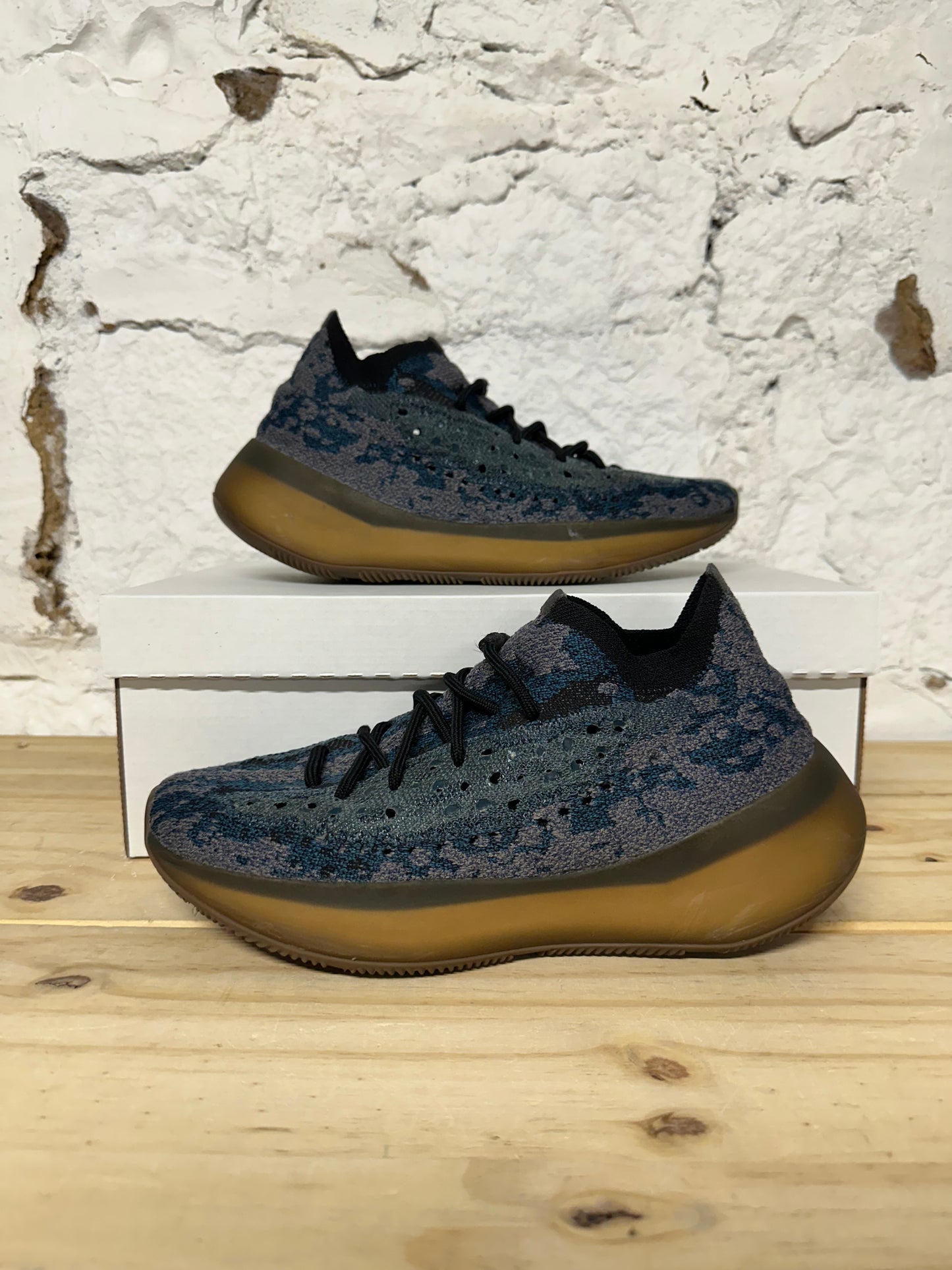 Yeezy 380 Covellite Sz 9