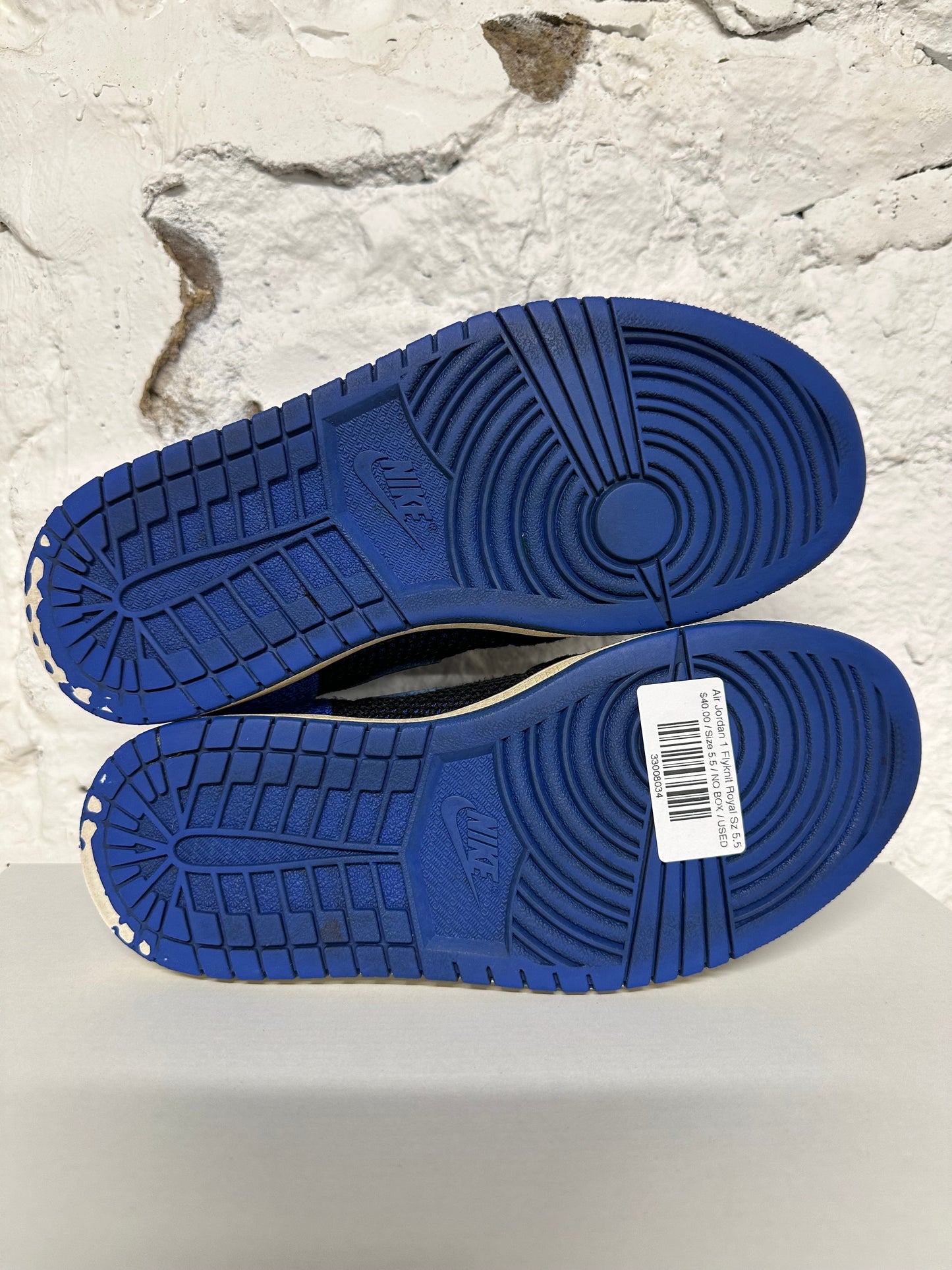 Air Jordan 1 High Flyknit Royal Sz 5.5