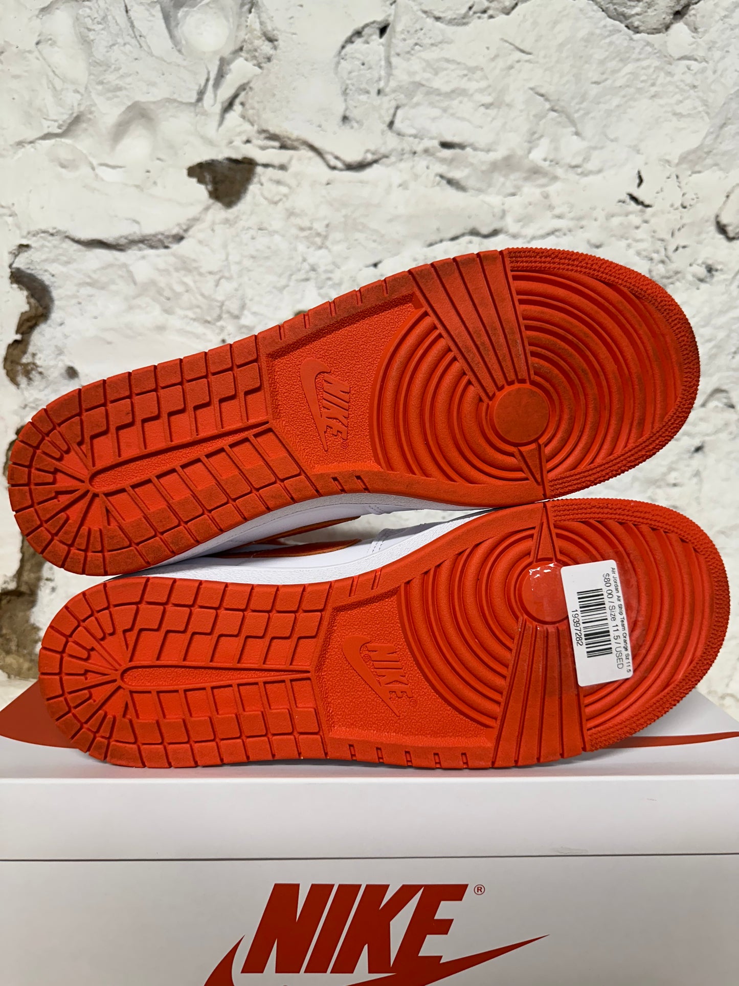 Air Jordan Air Ship Team Orange Sz 11.5