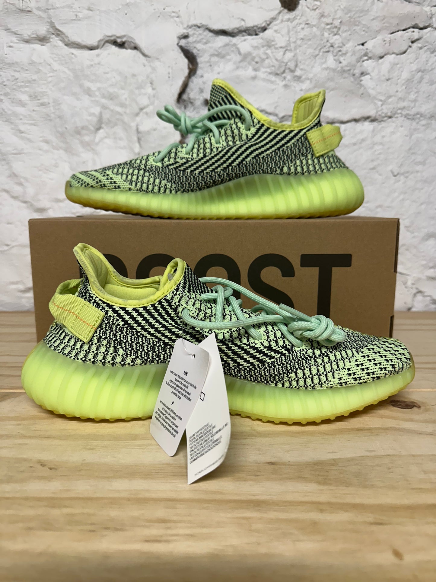 Yeezy 350 V2 Yeezreel (2019) Sz 9.5 DS