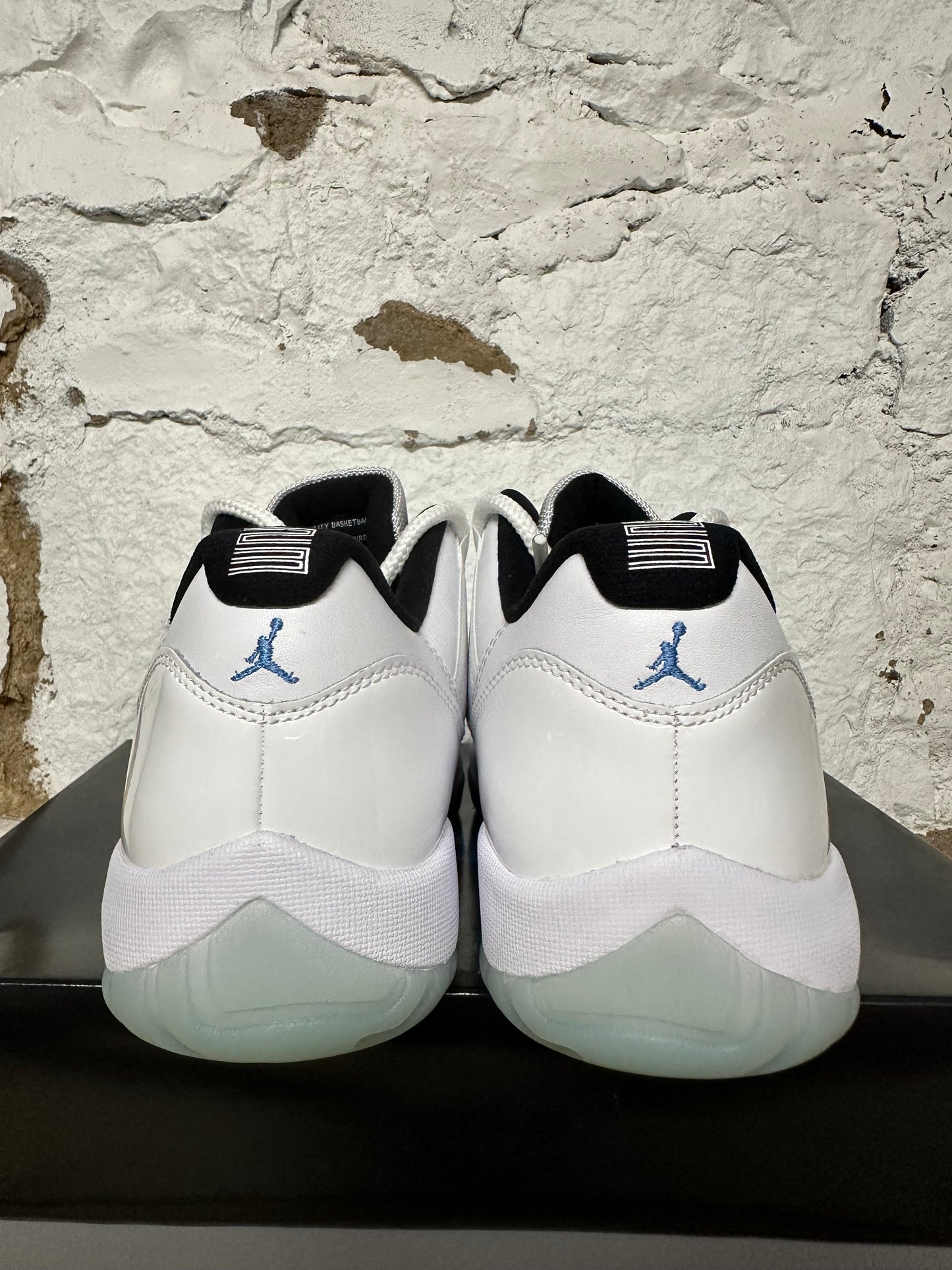 Air Jordan 11 Low Legend Blue Sz 11 DS