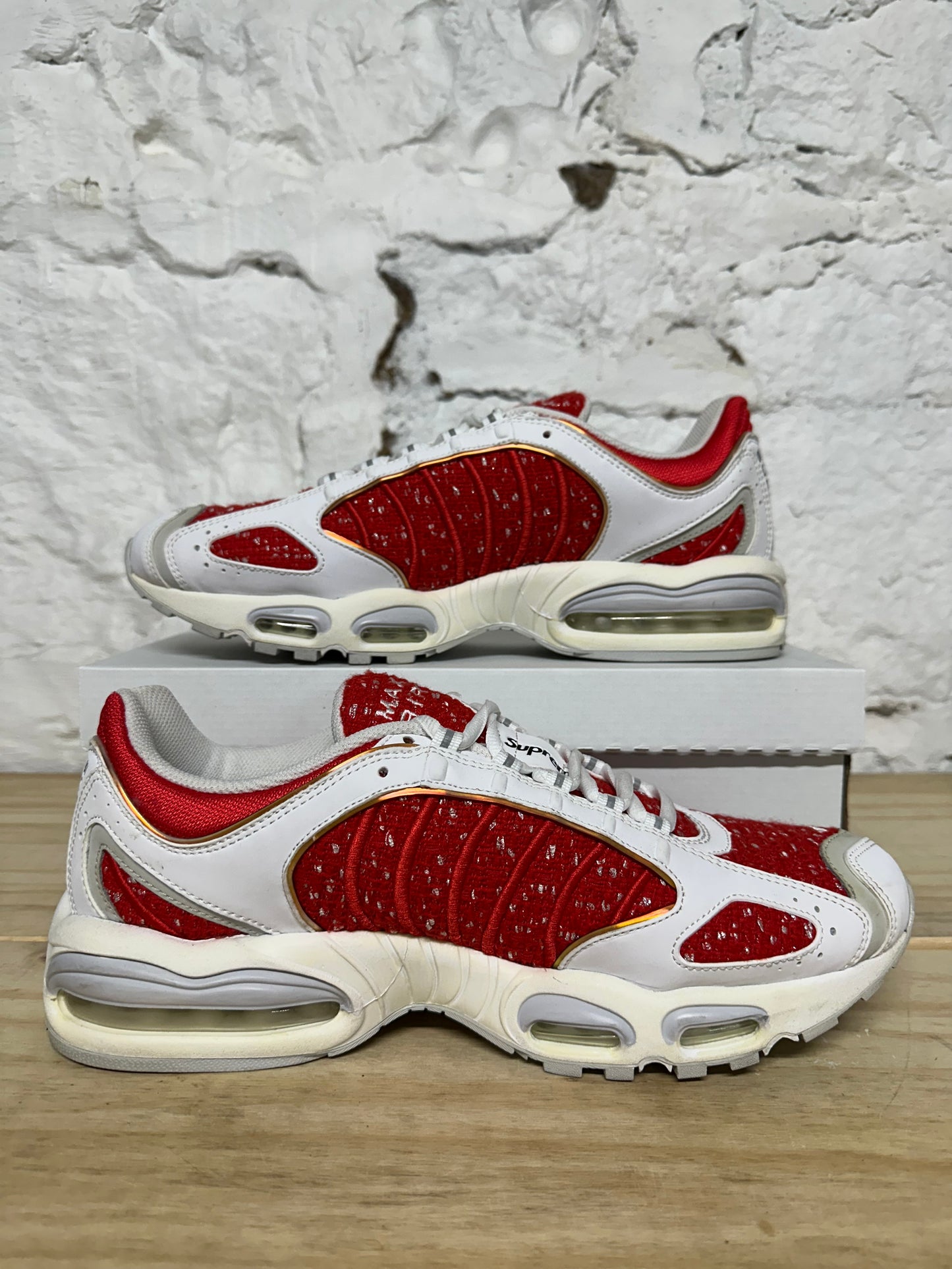 Nike Air Max Tailwind 4 Supreme Red Sz 13