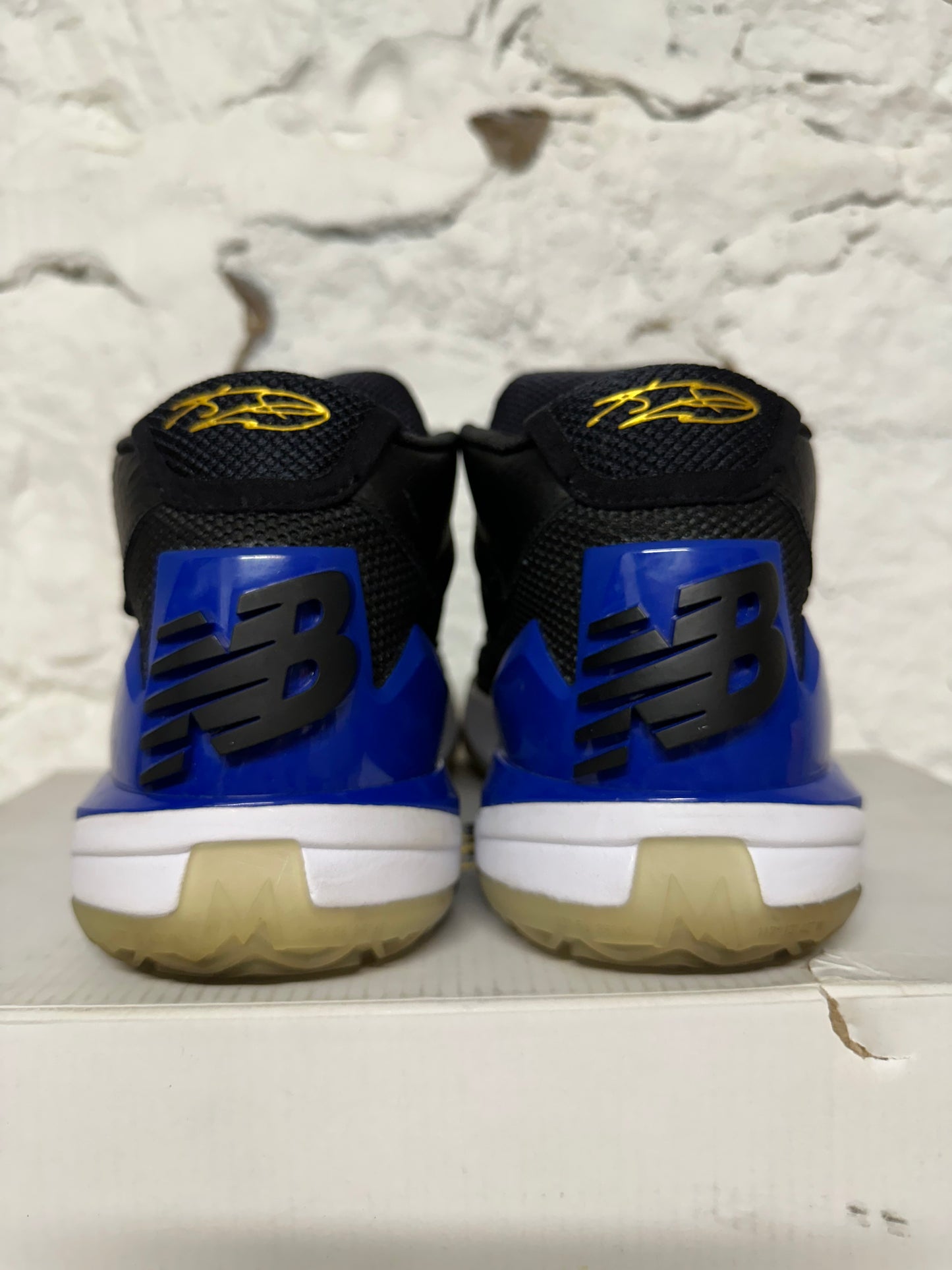 New Balance Kawhi Four Bounces Sz 11