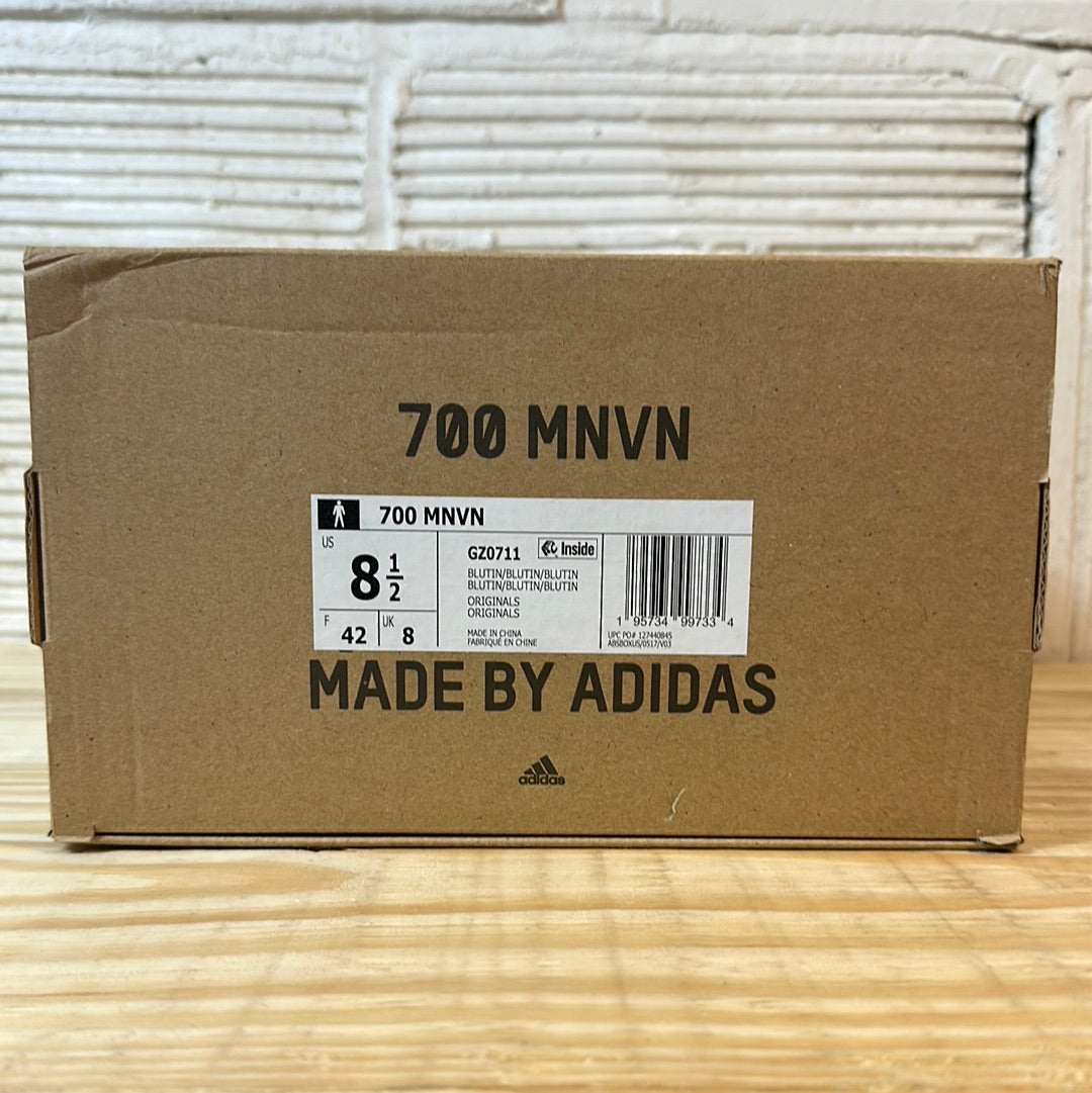 Yeezy 700 MNVM Blue Tint Sz 8.5