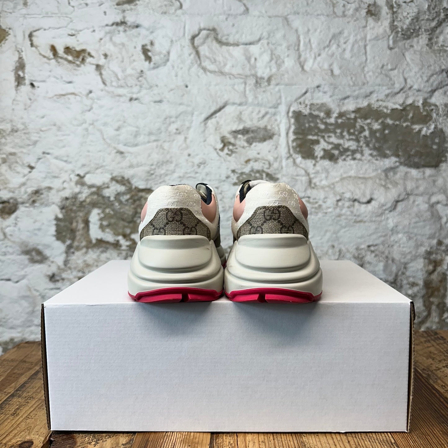 Gucci Rhyton Multicolor White Sneaker Sz 6 (38)