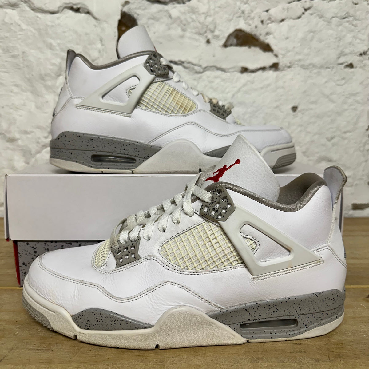 Air Jordan 4 White Oreo Sz 10.5